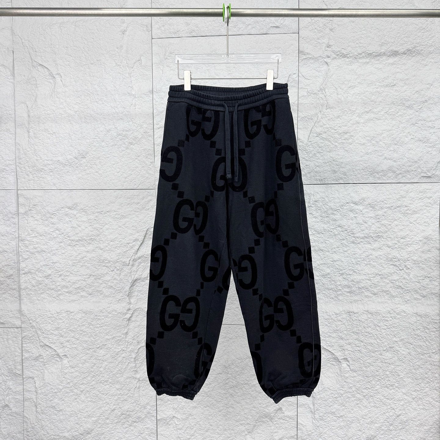Gucci Gucci GG Monogram Sweatpants Size S Size US 30 / EU 46 - 1 Thumbnail