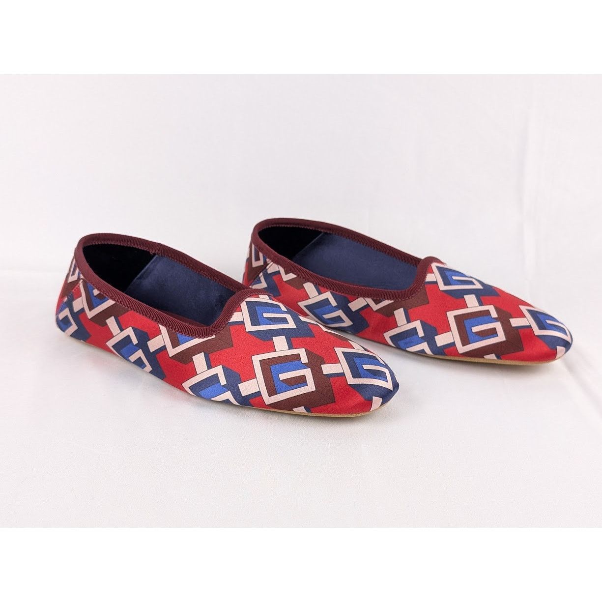 Gucci o1rshd1 Silk Printed Loafers in Multicolor Size US 6 / IT 36 - 8 Thumbnail