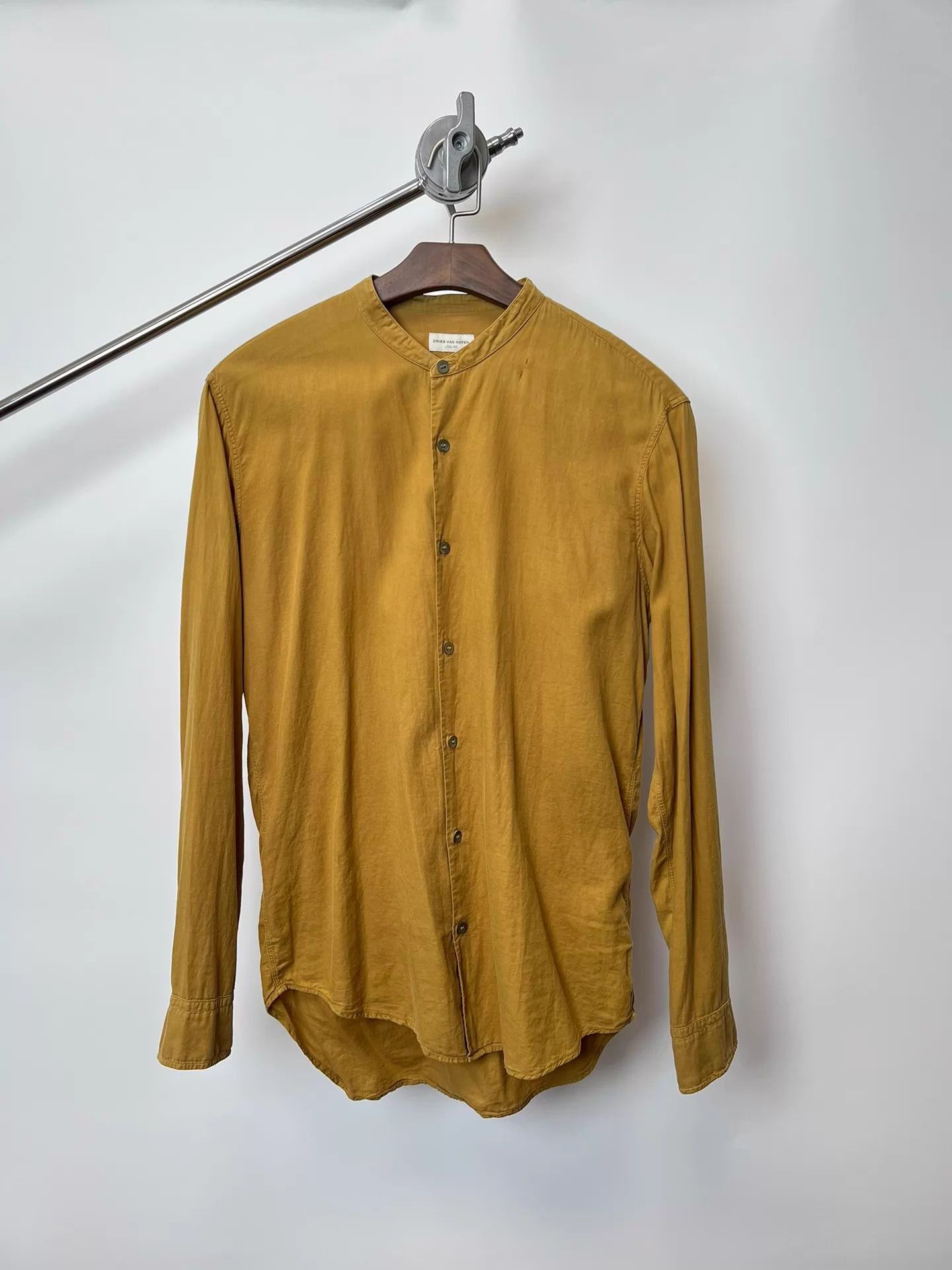 Dries Van Noten Dries Van Noten Henley court shirt unique color size 44 Size US S / EU 44-46 / 1 - 1 Thumbnail