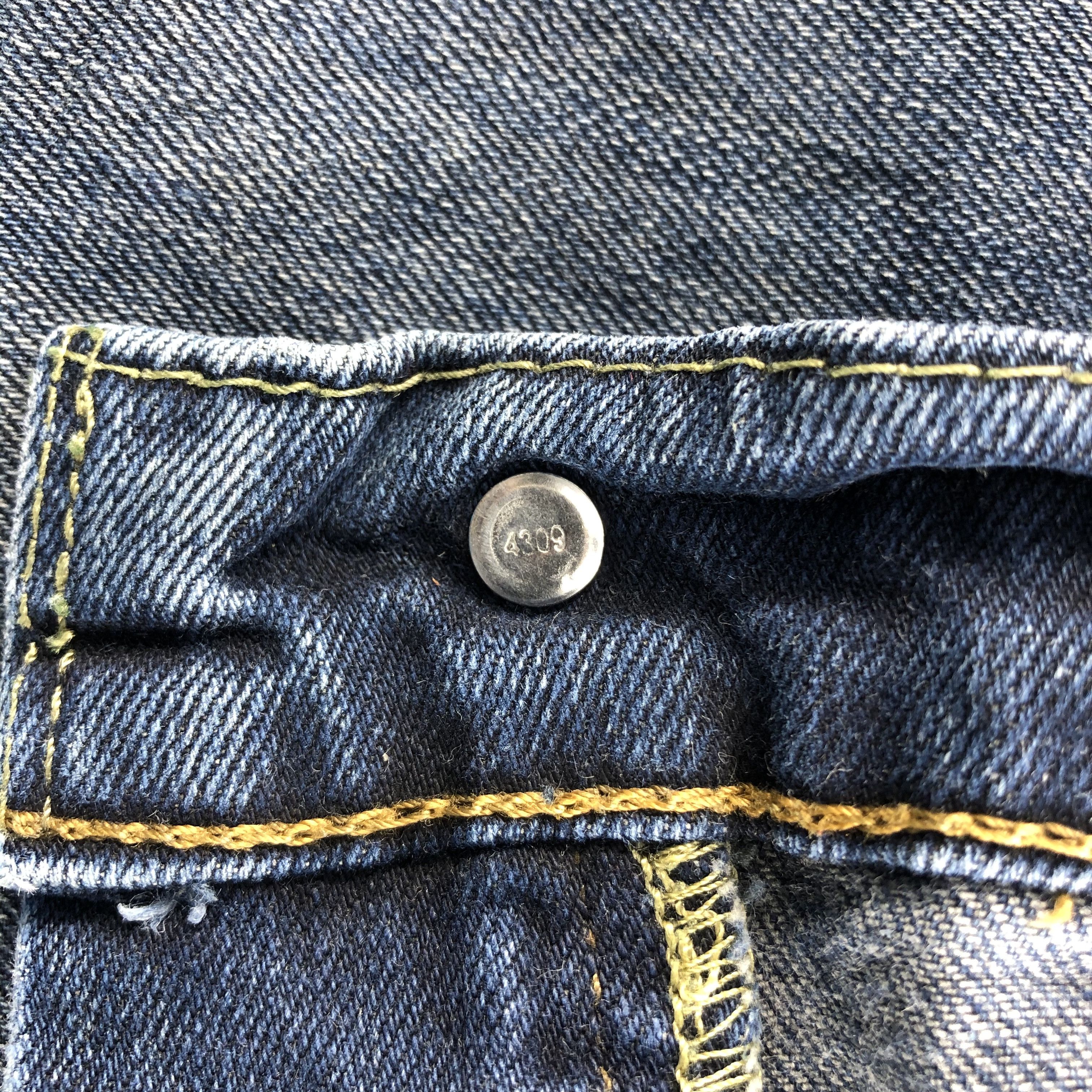 Levi's Vintage Levis 504 Jeans Distressed Denim KJ485 Size US 34 / EU 50 - 8 Thumbnail