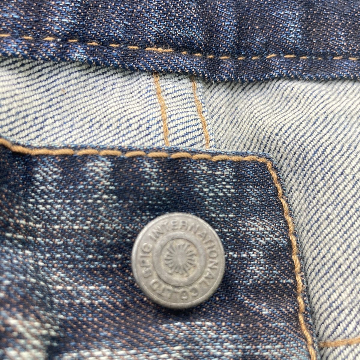 Tornado Mart TORNADO MART TWISTED FLARED LOW RISE BOOTCUTS DENIM Size US 33 - 13 Thumbnail