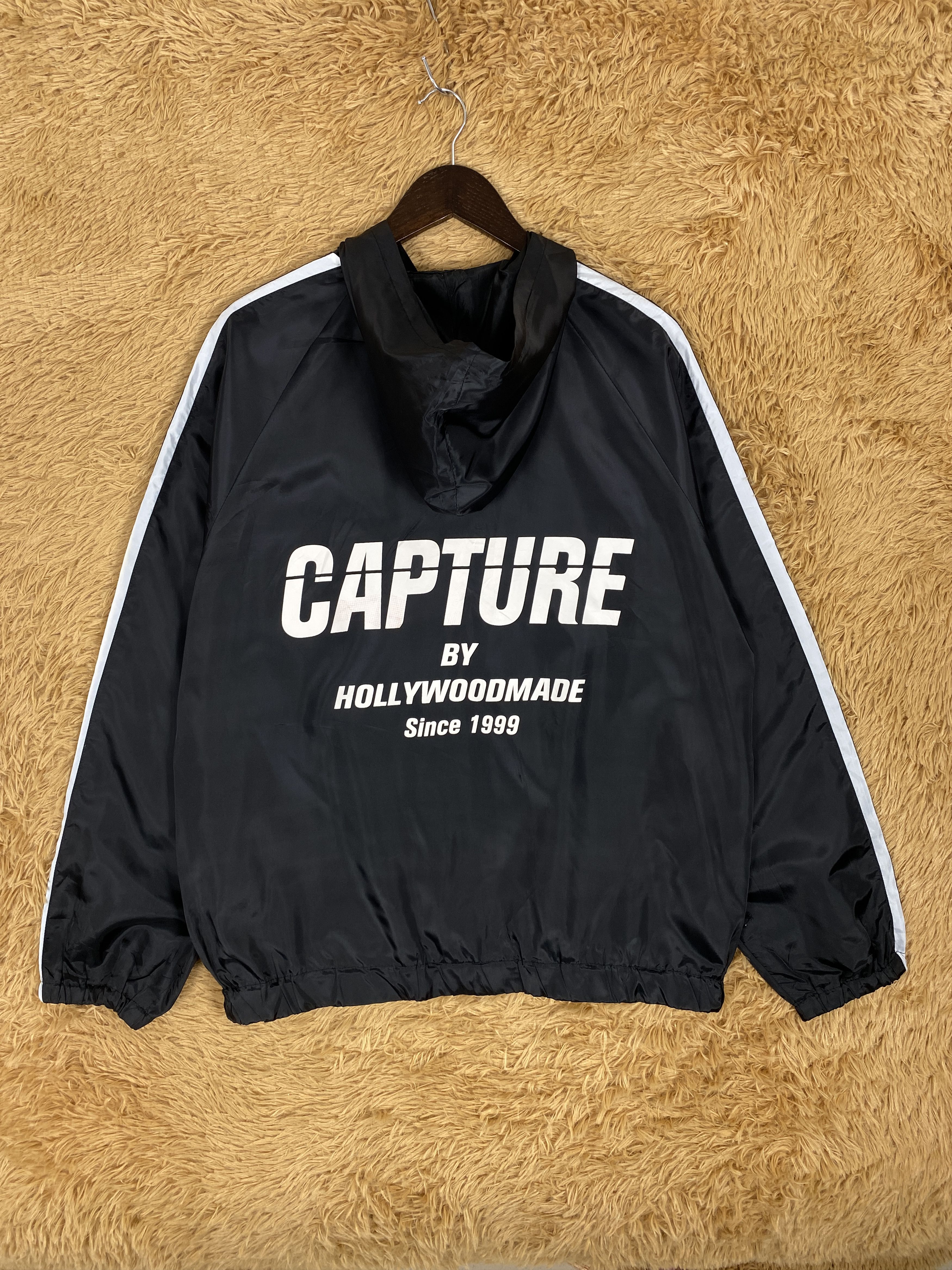 Japanese Brand × Vintage Vintage Capture by Hollywoodmade Hoodie 