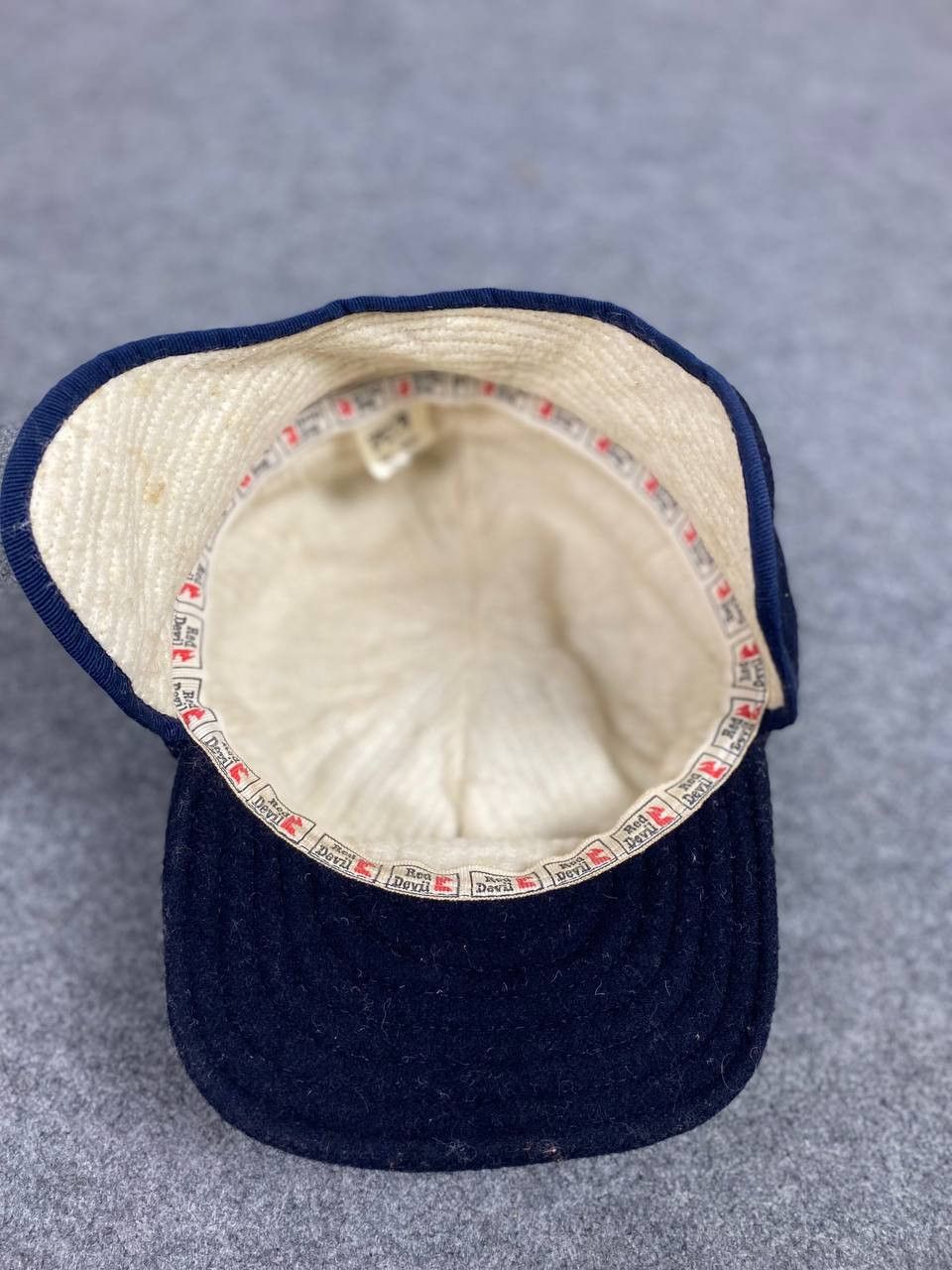 Italic vintage red devil wool ski cap made in italy Size ONE SIZE - 8 Thumbnail