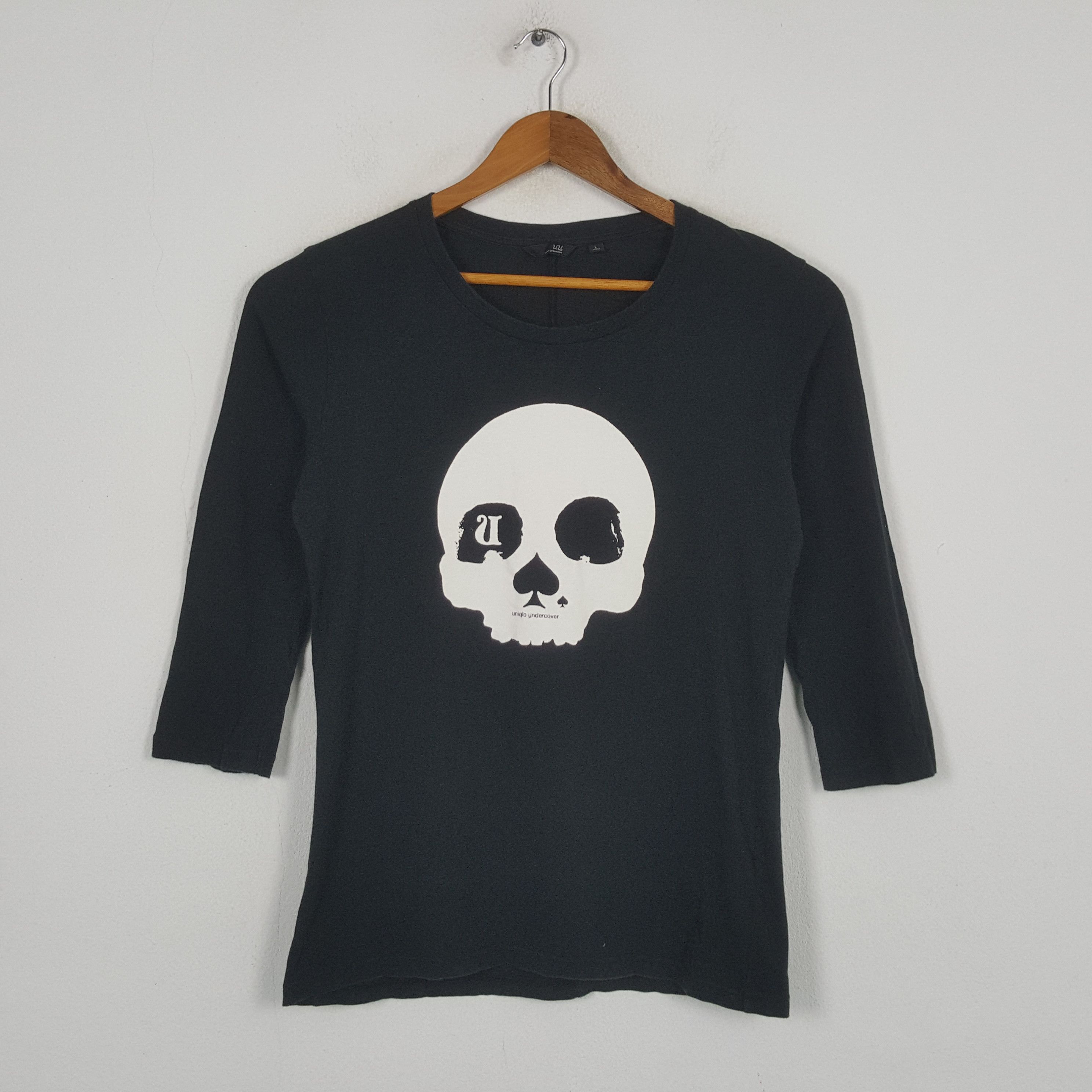 Undercover × Uniqlo × Vintage Vintage UNIQLO x Skull Style T-shirt C285N19 Size US S / EU 44-46 / 1 - 1 Thumbnail