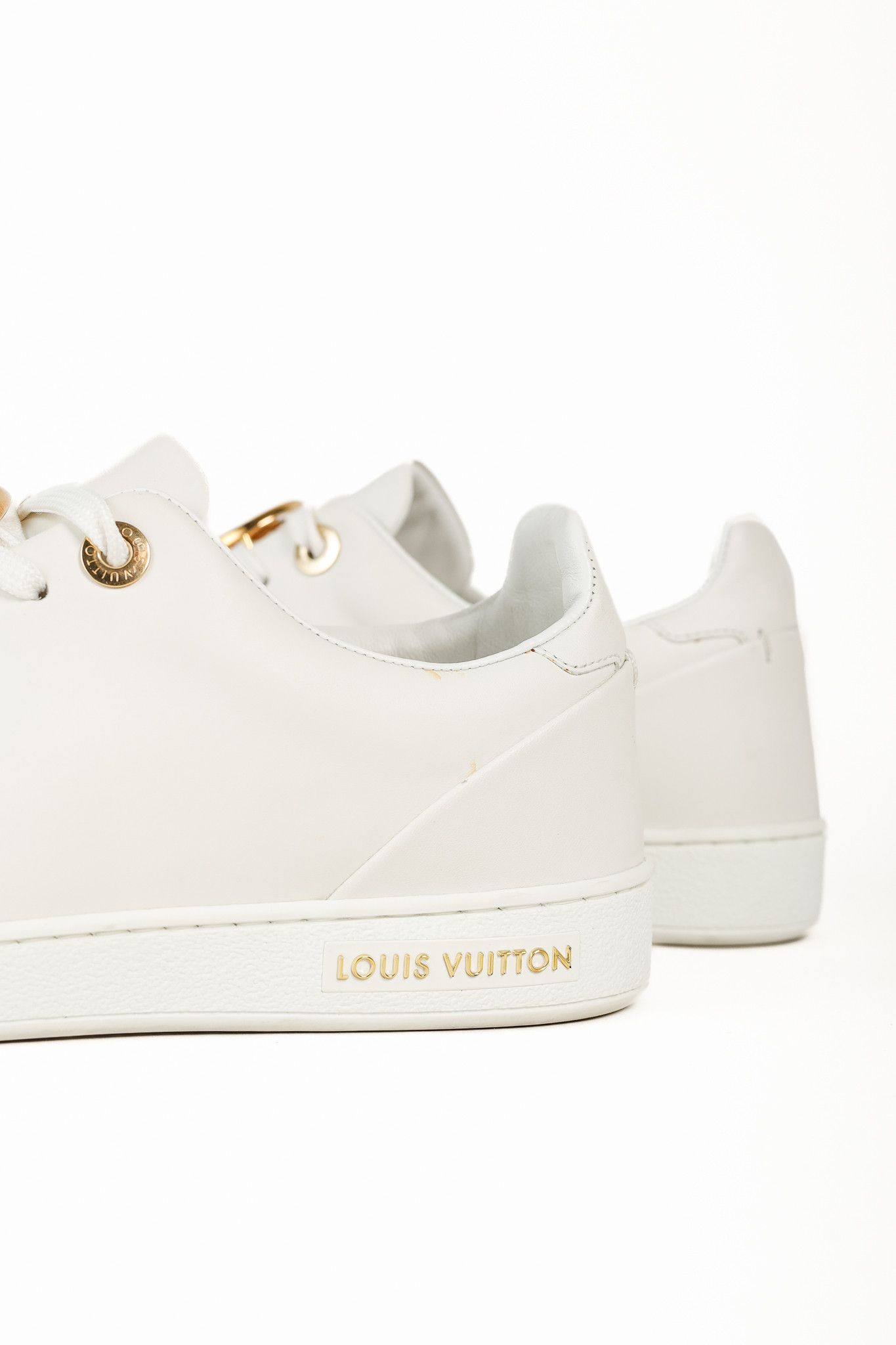 Louis Vuitton Louis Vuitton Front Row Golden Logo White Leather Sneakers Size US 7 / IT 37 - 9 Thumbnail