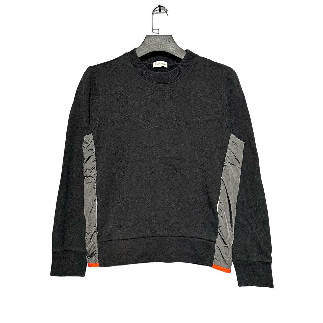 Moncler Moncler Contrast Panel Crewneck Sweatshirt Size S Size US S / EU 44-46 / 1 - 1 Thumbnail