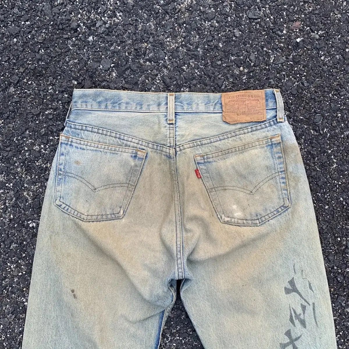 Levi's 💥STEALS💥 Vintage Levi’s Rusty Dirty Distressed Denim Pants Size US 29 - 12 Thumbnail