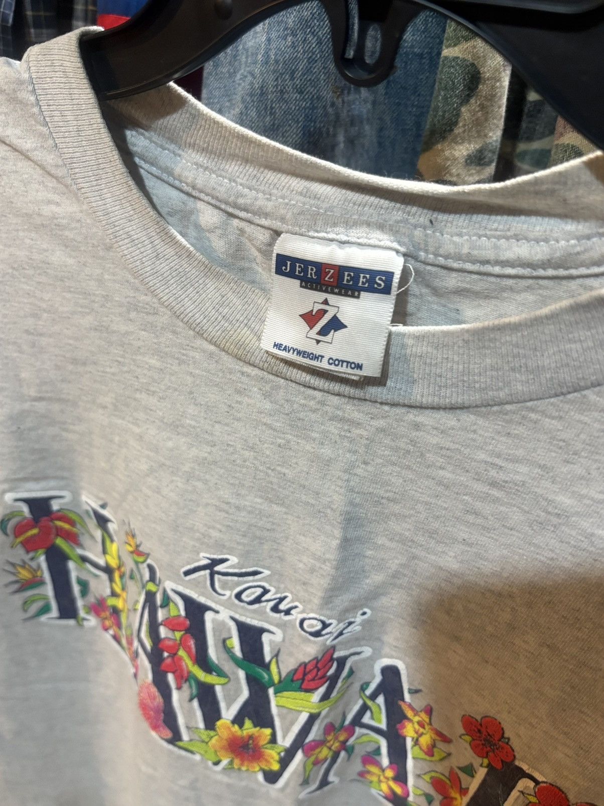 Vintage Vintage Kauai, Hawaii Floral Tee Size US XL / EU 56 / 4 - 3 Thumbnail