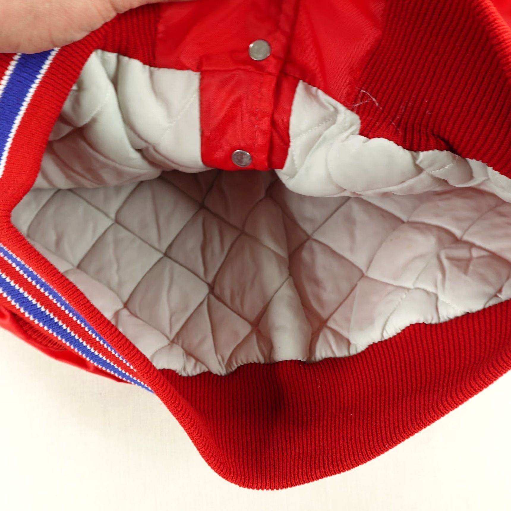 Vintage VINTAGE DeLong Jacket Men XL Red Fresno California Baseball Quilted Coat 80s Bomber Windproof Insulated USA Flag Sports 80s Mens XL Red FX Size US XL / EU 56 / 4 - 5 Thumbnail