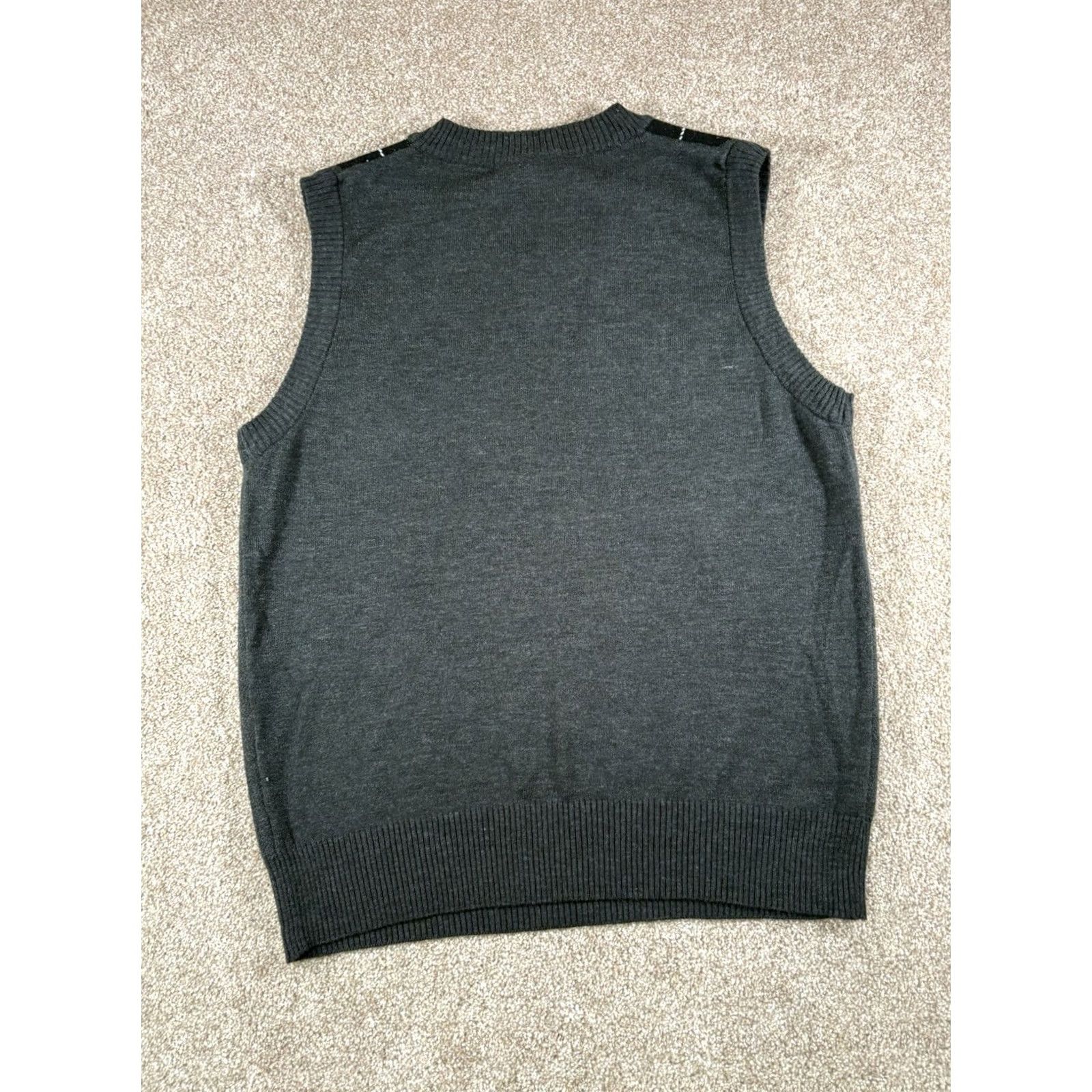 Southpole VINTAGE South Pole Argyle Black & Grey Sweater Vest Men’s Large V-Neck Sleeveless 100% Acrylic Knit Casual Regular Logo Seasonal Fall Winter Spring Size US L / EU 52-54 / 3 - 4 Thumbnail