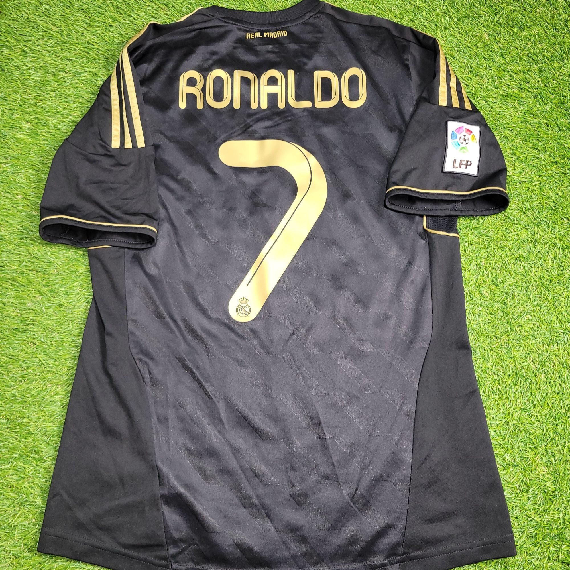 Adidas Cristiano Ronaldo Real Madrid 2011 2012 Away Soccer Jersey M Size US M / EU 48-50 / 2 - 1 Thumbnail