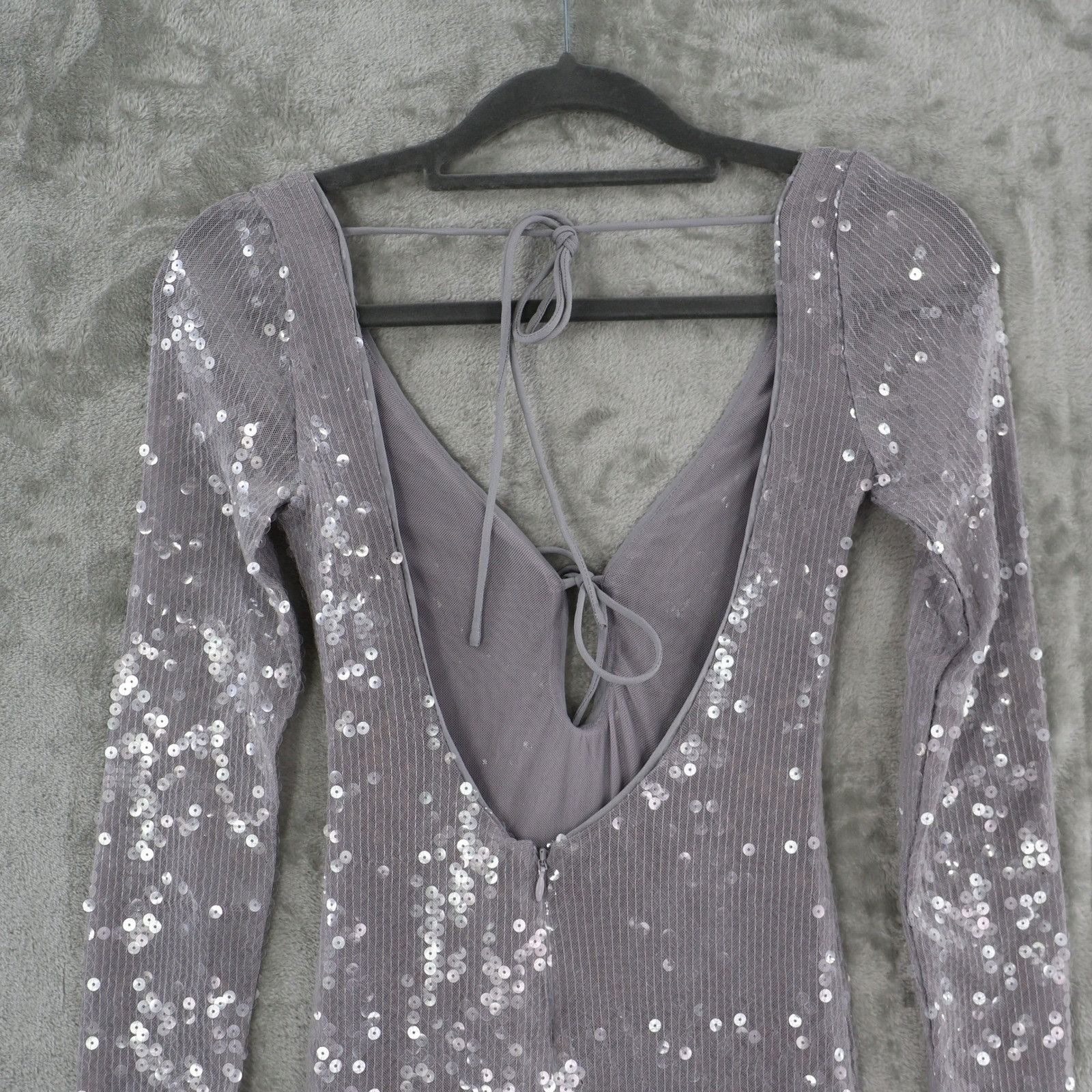 Other BARDOT Verona Low-Back Sequin Maxi Dress Womens 2 Gray Size XS / US 0-2 / IT 36-38 - 13 Thumbnail