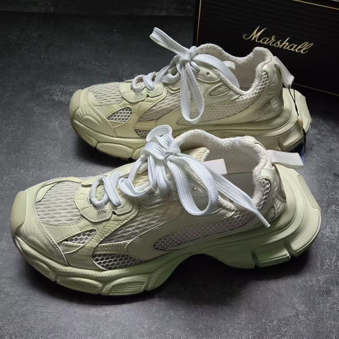 Balenciaga Balenciaga Glow White Lowtop Sneakers XXXL Men Size US 10 / EU 43 - 1 Thumbnail