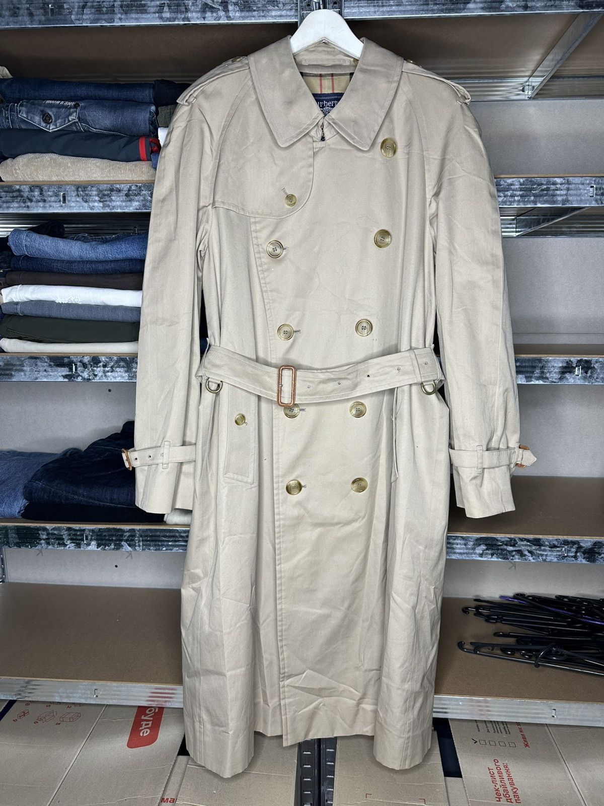 Burberry Burberrys Men’s Long Trench Coat – Double Breasted Size 52 Size US L / EU 52-54 / 3 - 1 Thumbnail