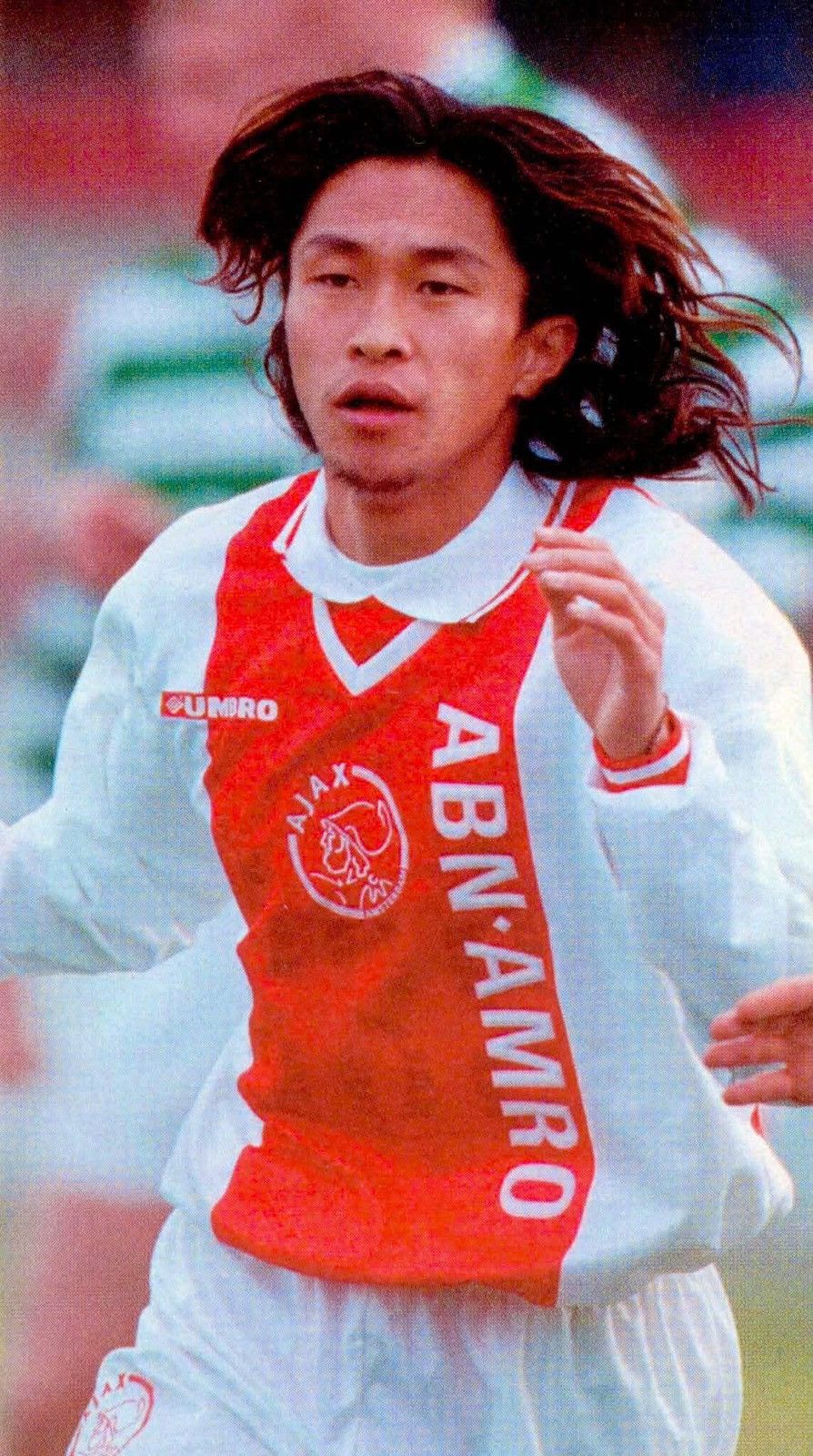 Umbro Soccer jersey Ajax Amsterdam 19981999 Home *BNWT* Okano Sign Size US L / EU 52-54 / 3 - 2 Thumbnail