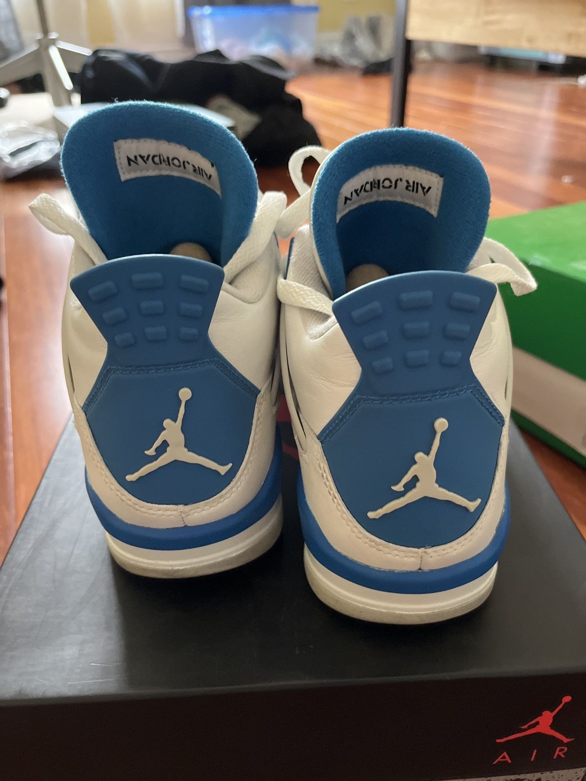 Jordan Brand Air Jordan 4 military blue 2012 retro size 7 mens Size US 7 / EU 40 - 3 Thumbnail