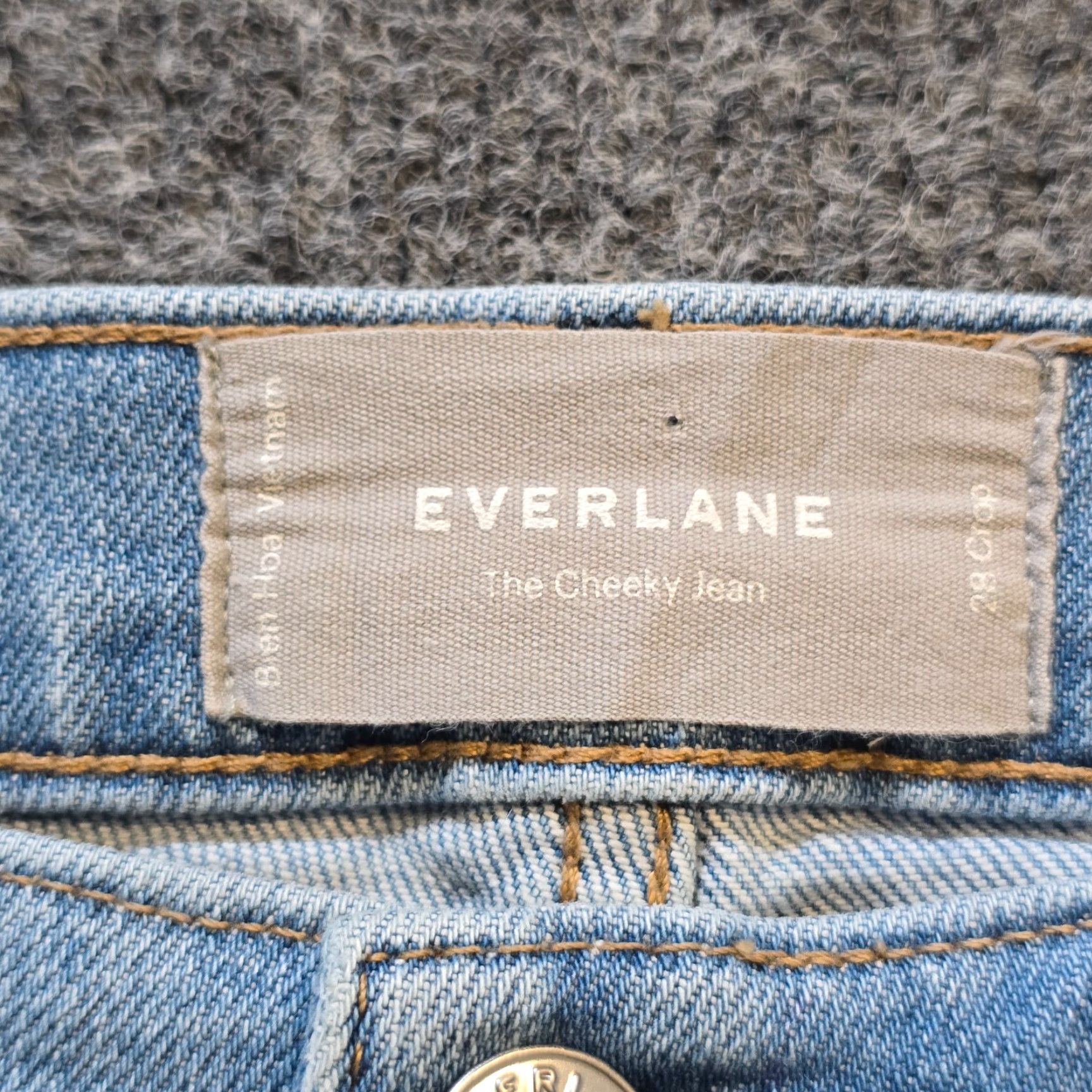 Everlane Everlane Jeans Women High Rise Cheeky Tapered Leg Denim Cropped Blue 28 Regular Inseam 27 90s Distressed—Capable Capsule Basic Size 28" / US 6 / IT 42 - 4 Thumbnail