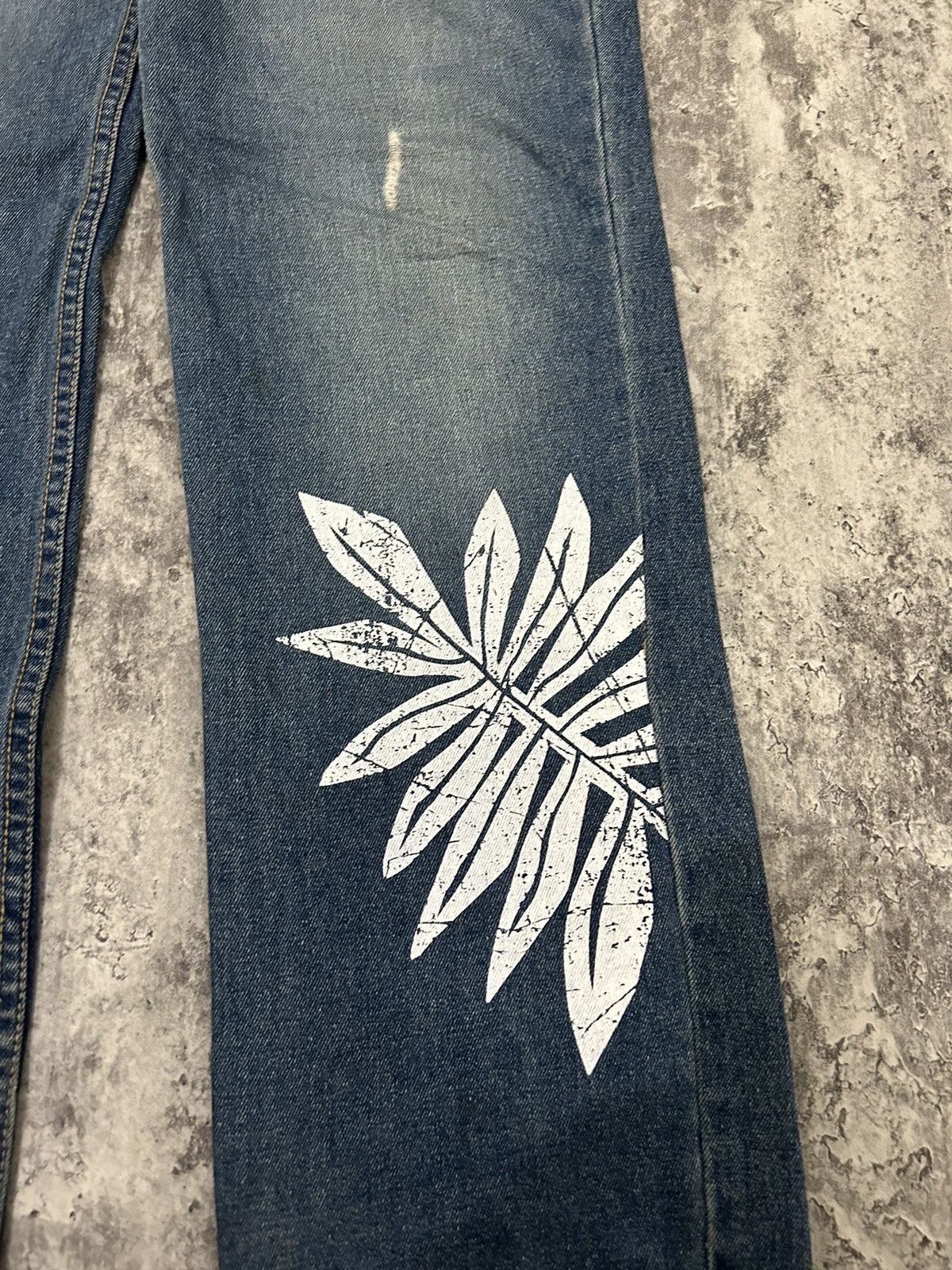 Body Glove × If Six Was Nine × Japanese Brand Japanese Brand Body Glove Distressed leaf Jeans Size US 32 / EU 48 - 4 Thumbnail