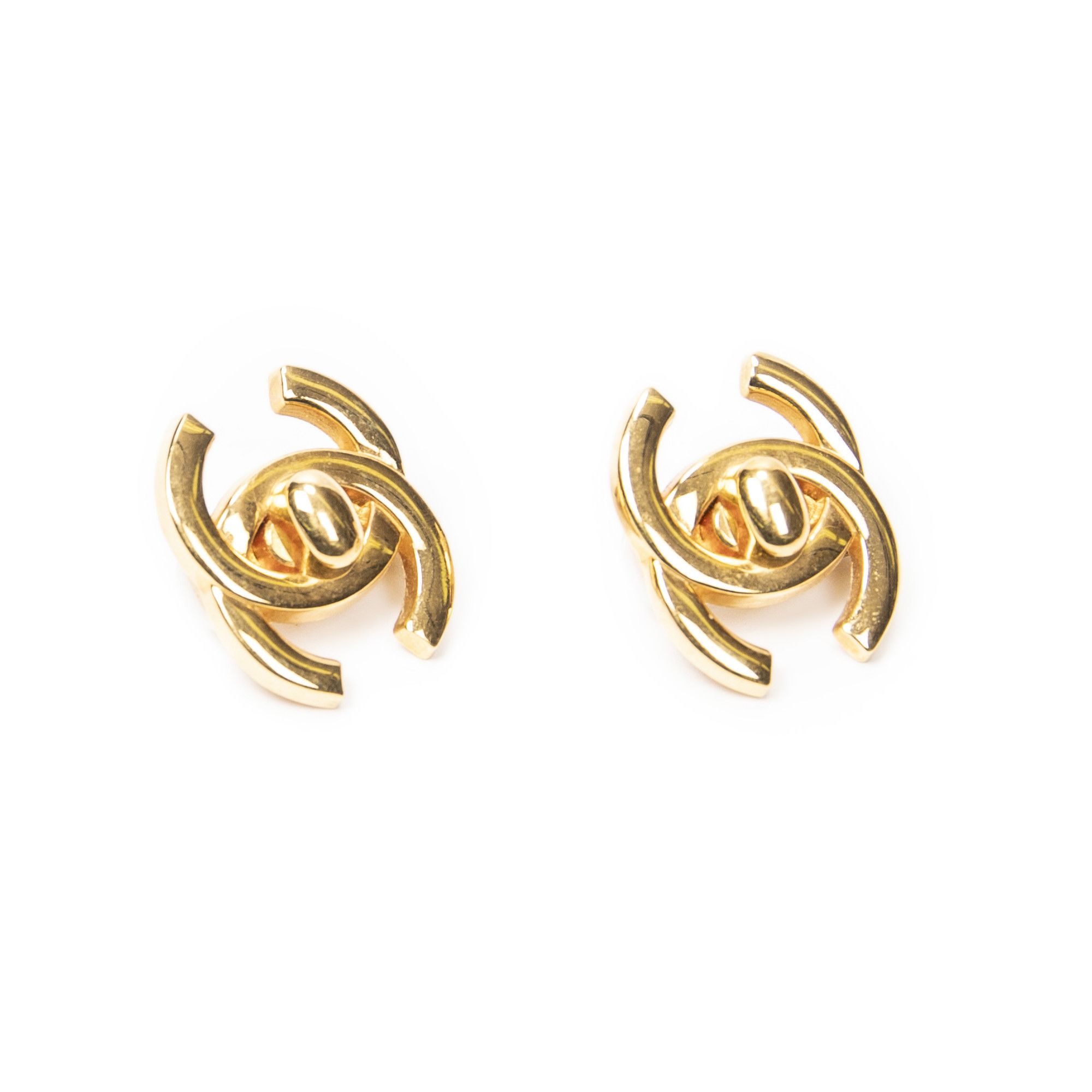 Chanel CC Turn Lock Clip On Earrings Size ONE SIZE - 1 Thumbnail