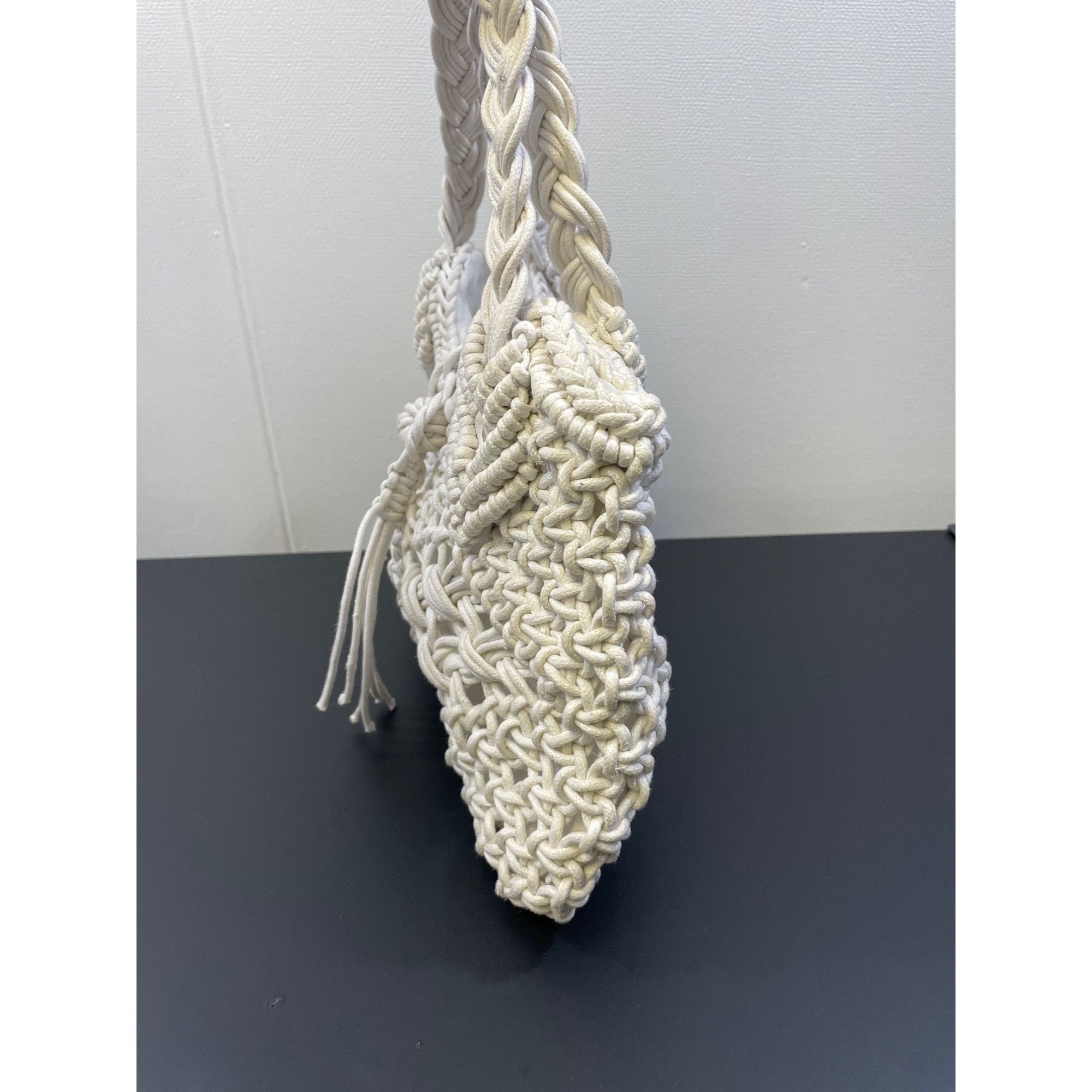 Other Women's Handmade Macrame/Crochet White Hand bag SKU 4278 Size ONE SIZE - 4 Thumbnail