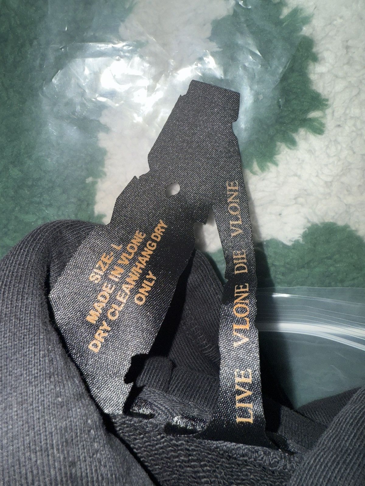 Vlone Vlone Staple Rhinestone Hoodie Sz.L Size US L / EU 52-54 / 3 - 7 Thumbnail
