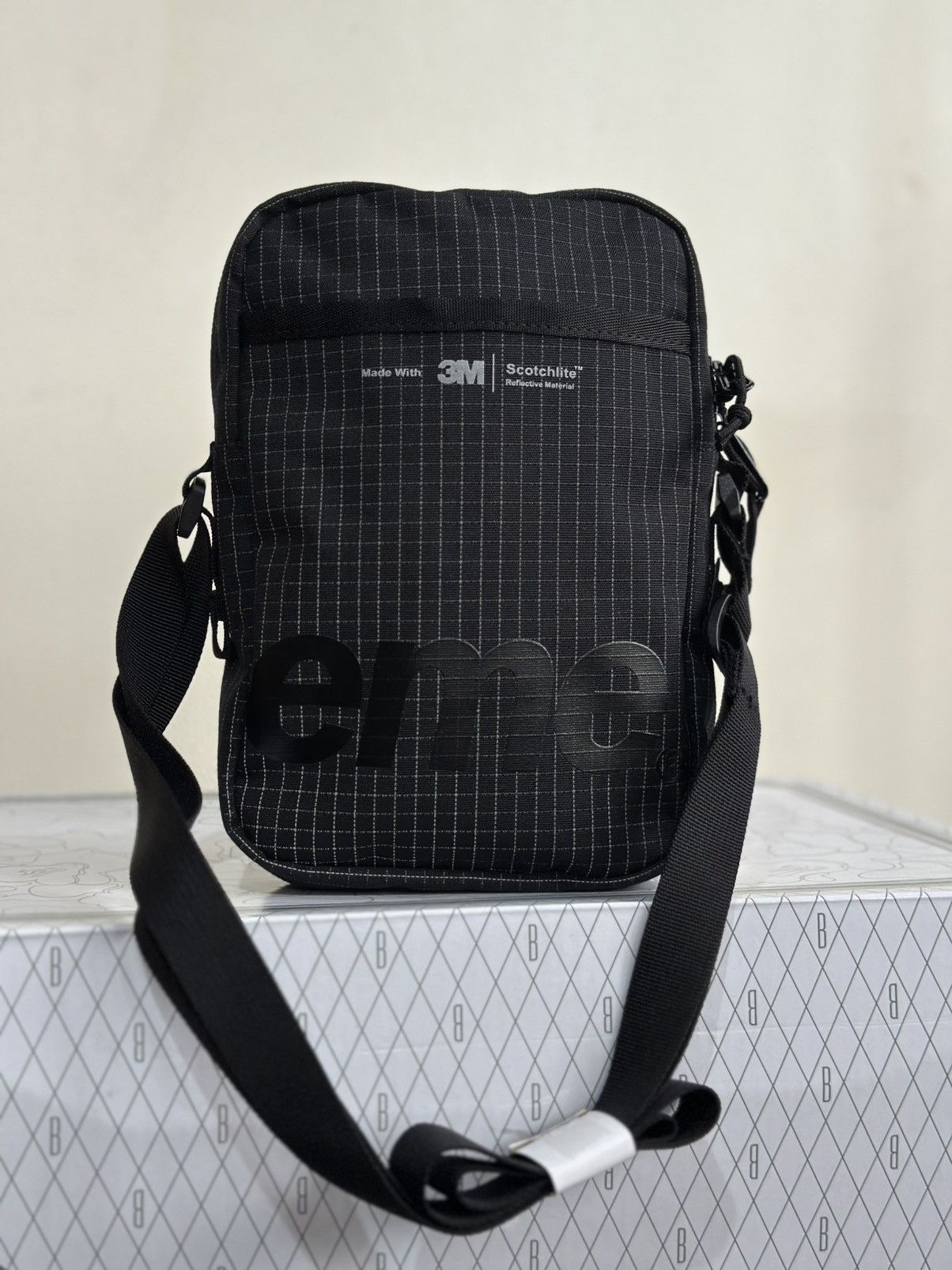 Supreme SUPREME SS24 Shoulder bag 3M Reflective Size ONE SIZE - 10 Thumbnail