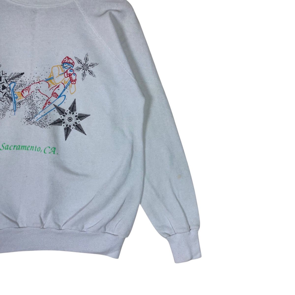 Vintage Vintage Skiing Graphics Pullover Jumper Sweatshirt Size US M / EU 48-50 / 2 - 4 Thumbnail