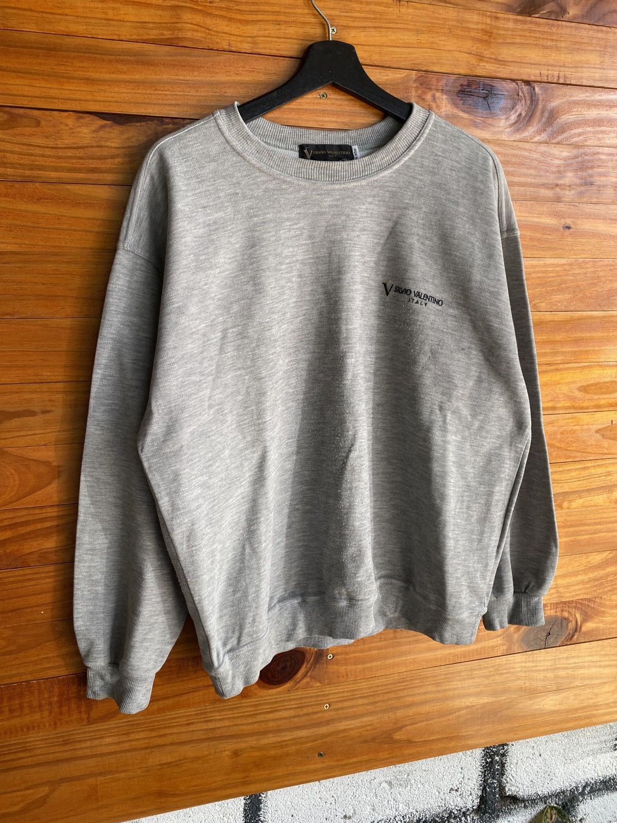 Vintage Vintage Silvio Valentino Italy Grey Minimalist Sweatshirt Size US L / EU 52-54 / 3 - 5 Thumbnail