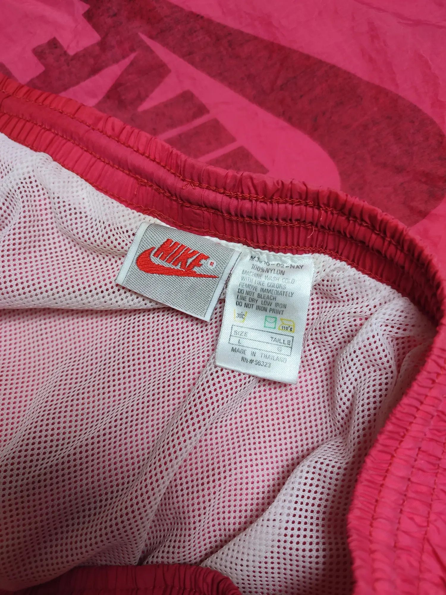 Nike 🔥Vintage 90's Nike Nylon Pink shorts Size US 34 / EU 50 - 5 Thumbnail