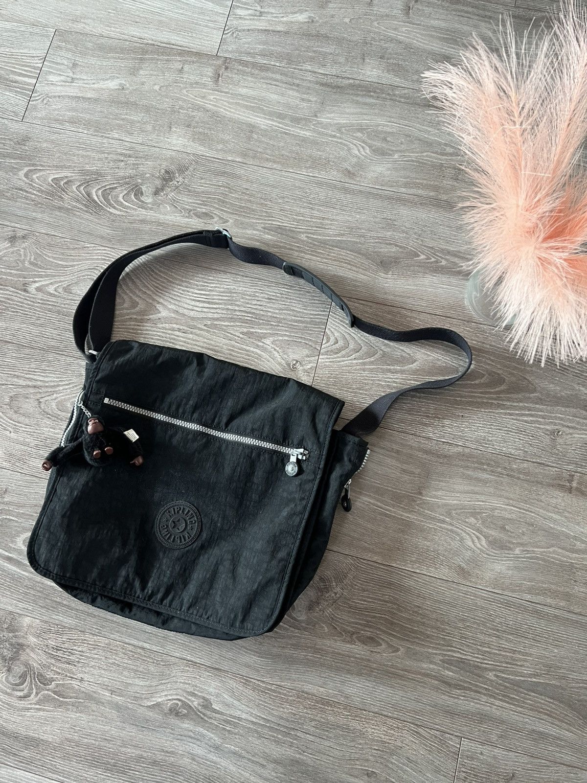 Other ‼️Vintage Kipling Crossbody Larg Monkey Rare Transformer Bag Size ONE SIZE - 2 Thumbnail