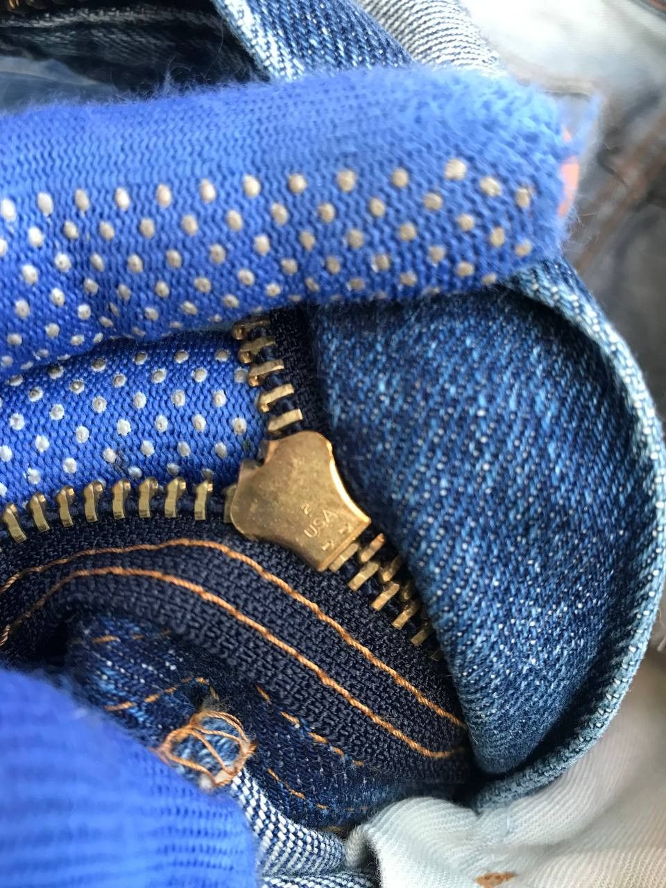 Levi's VINTAGE 1990s LEVIS 502 SELVEDGED DISTRESSED KURT COBAIN Size US 33 - 12 Thumbnail