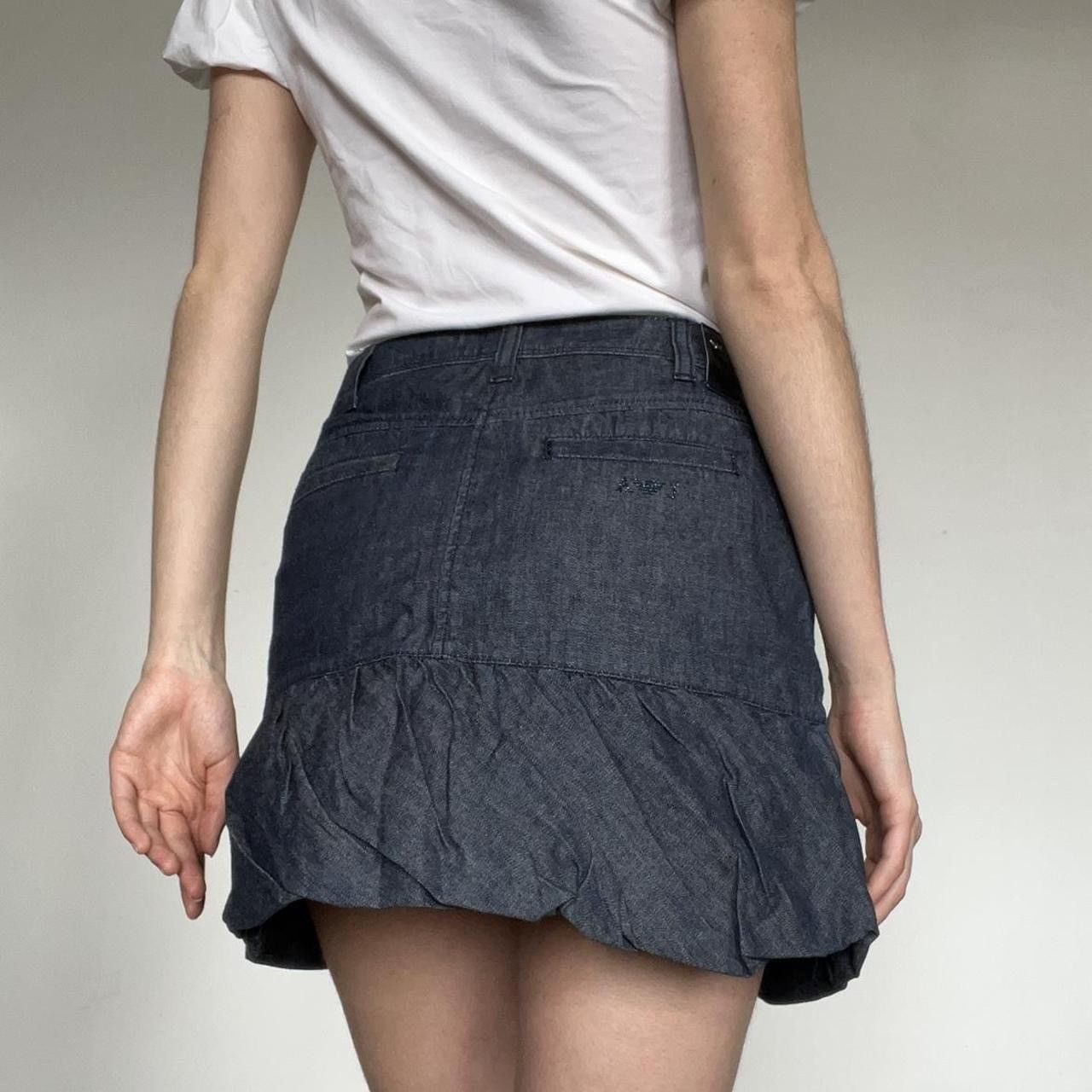 Armani Puffy Armani jeans skirt Size 28" / US 6 / IT 42 - 4 Thumbnail