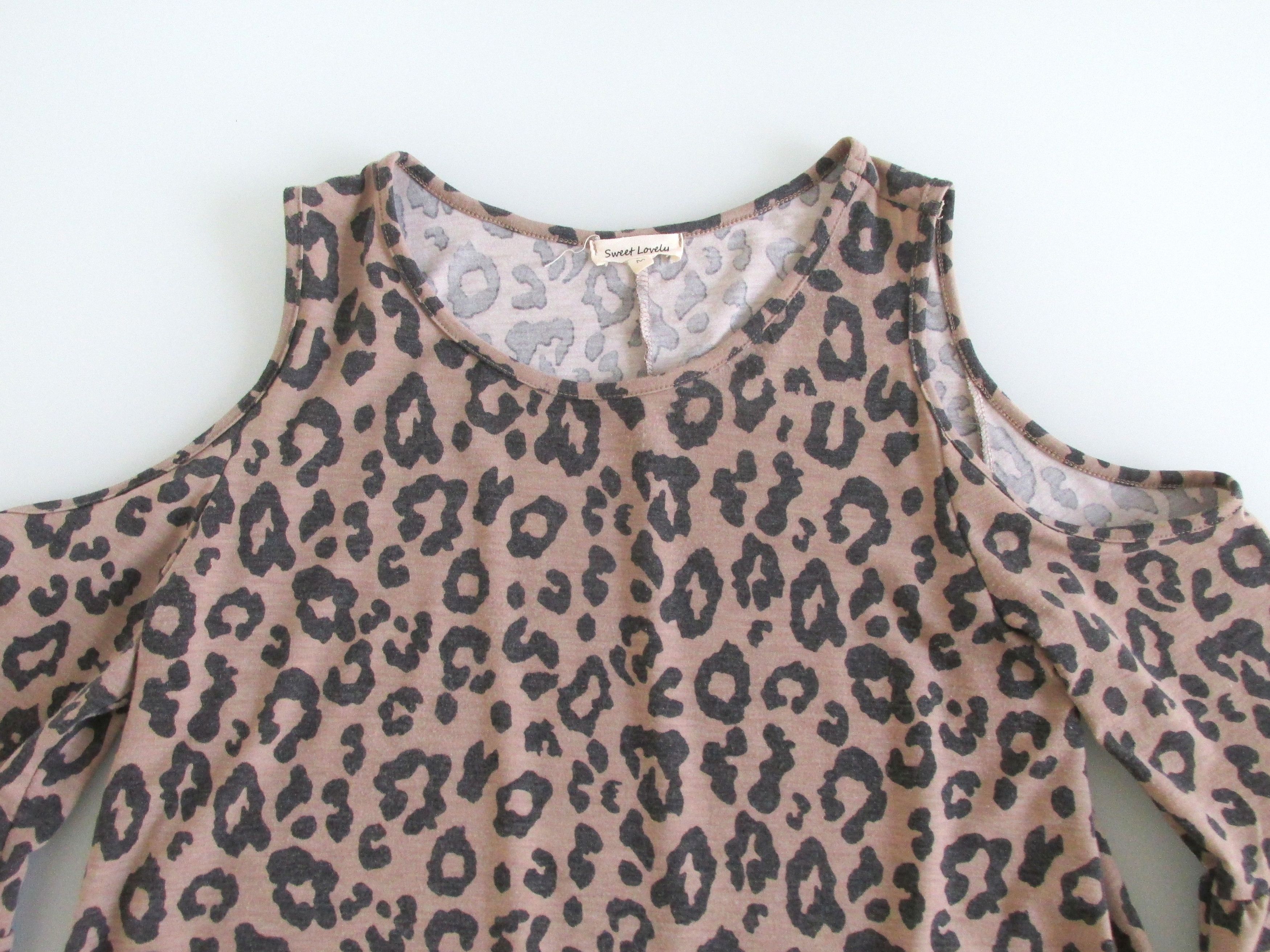 Other Sweet Lovely Women's Cold Shoulder Blouse Size Medium Size M / US 6-8 / IT 42-44 - 3 Thumbnail