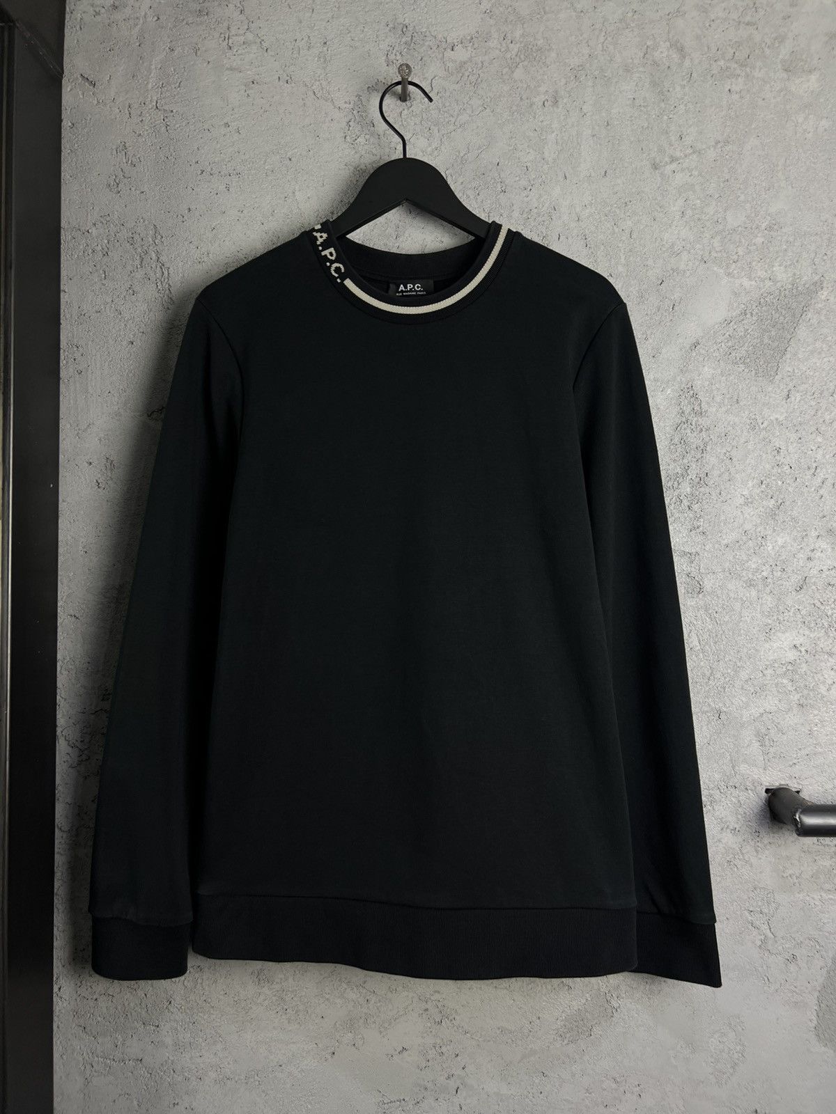A.P.C. A.P.C black slim-fit sweatshirt L Size US L / EU 52-54 / 3 - 1 Thumbnail