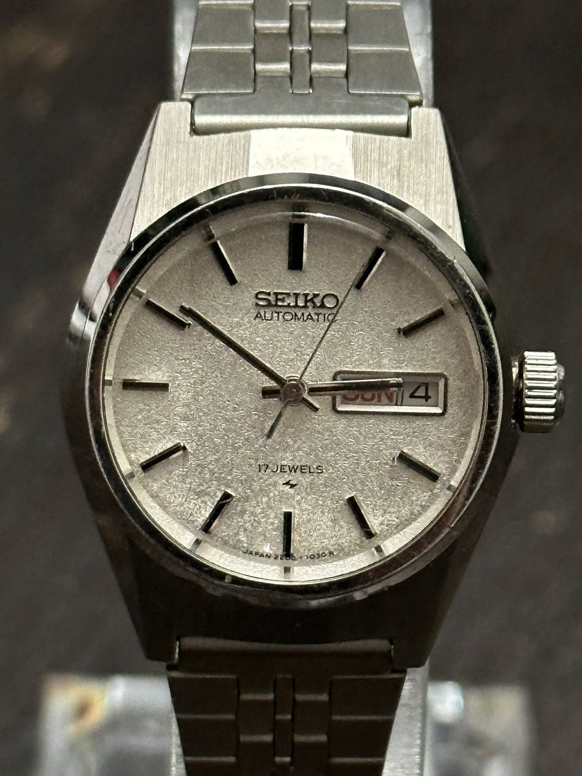 Seiko 1976 Seiko Mineral Crystal Rarest White Dial Watch Size ONE SIZE - 2 Thumbnail