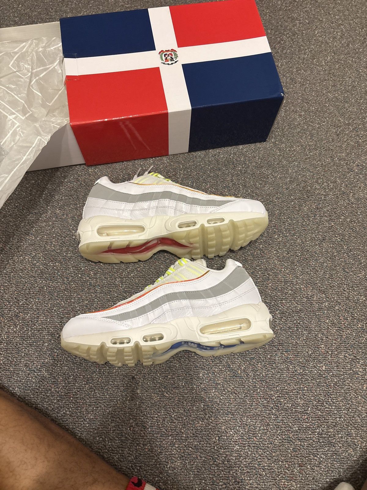 Nike Air max 95 PRM De Lo Mio Size US 8.5 / EU 41-42 - 3 Thumbnail