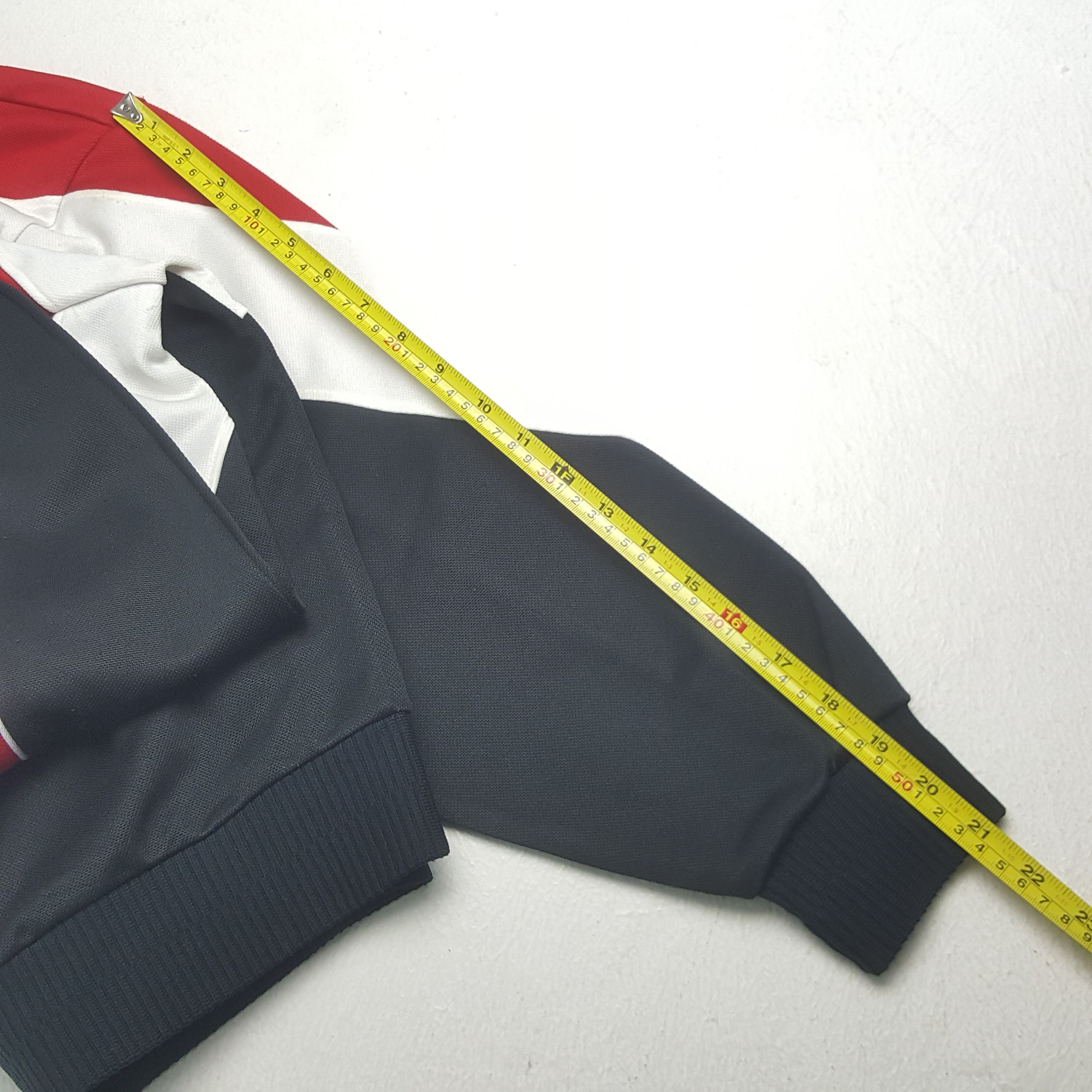 Puma Vinatge Puma Mitsubishi Urawa Football Club Jacket RR2 Size US M / EU 48-50 / 2 - 7 Thumbnail