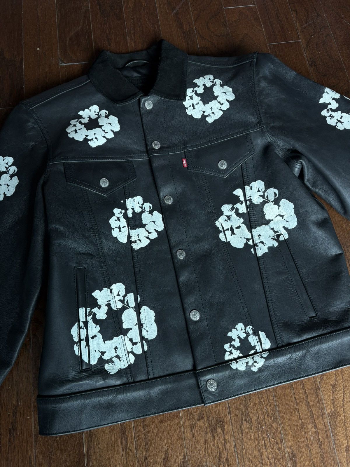 DENIM TEARS Denim Tears Black Leather Button Up Cotton Wreath Jacket Size US M / EU 48-50 / 2 - 2 Thumbnail