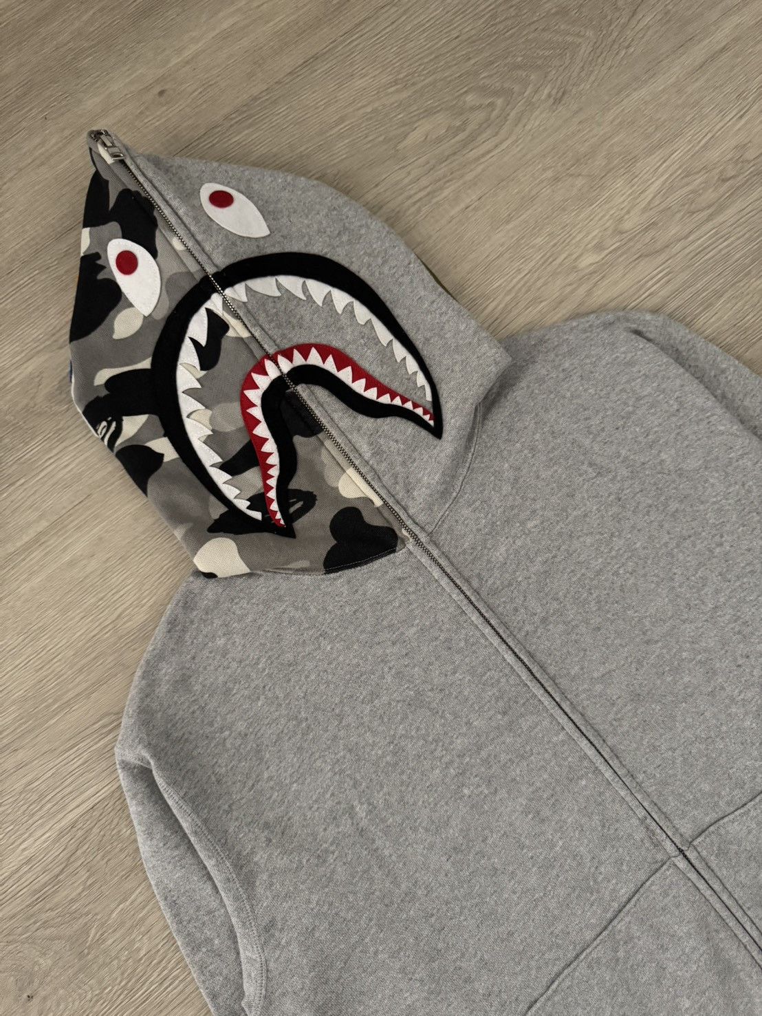 Bape Bape city camo shark fullzip Size US M / EU 48-50 / 2 - 2 Thumbnail