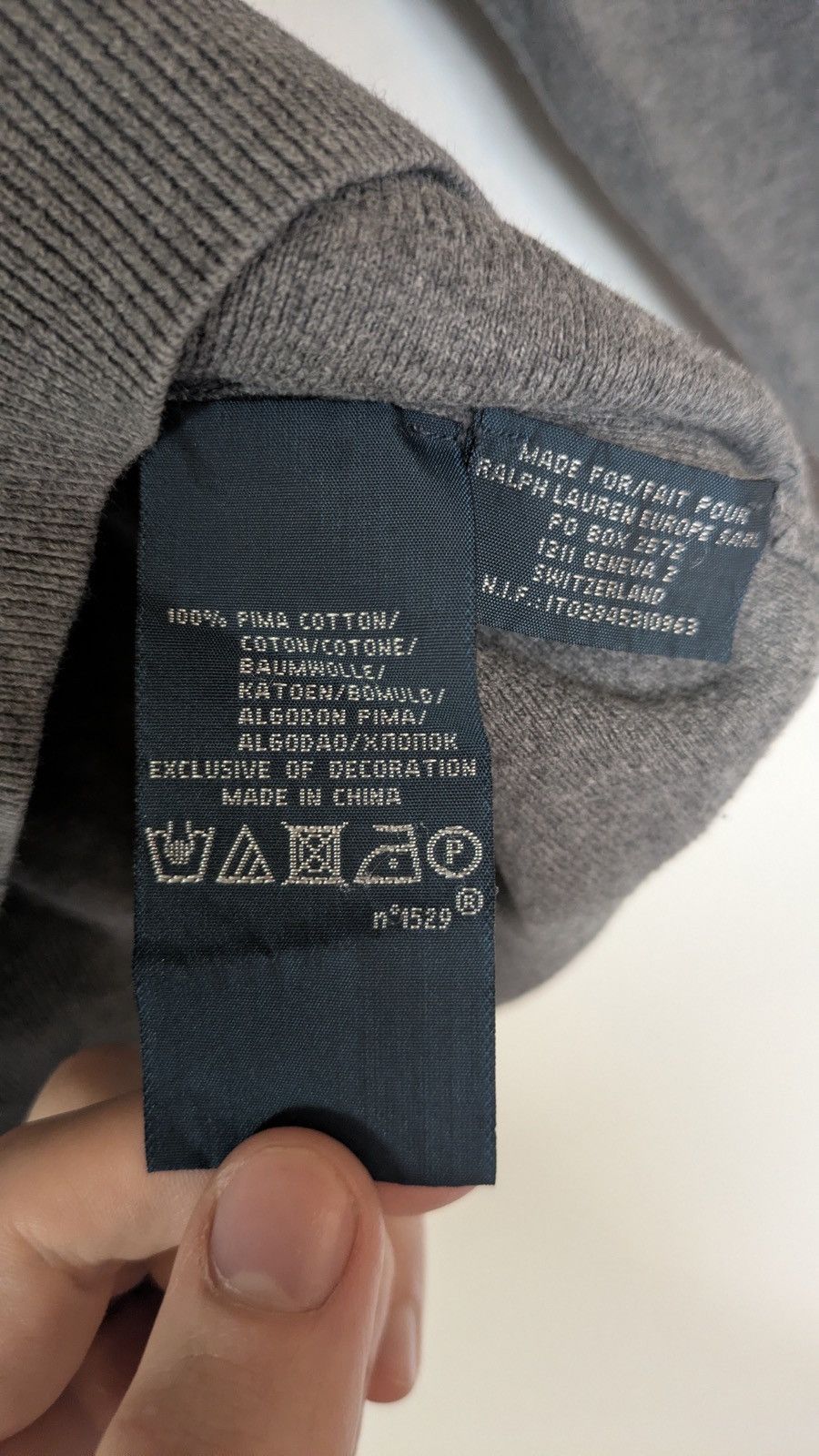 Polo Ralph Lauren 🧥 Polo Ralph Lauren V-Neck Sweater – Grey (Size S) Size US S / EU 44-46 / 1 - 4 Thumbnail