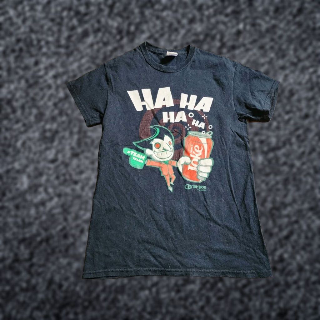Vintage Mens S 1Up Box Exclusive Joker Batman T Shirt Black Cotton Graphic Short Sleeve Crew Neck DC Comics Nerd Geek Novelty 2010s Women? No gender tag. Size US S / EU 44-46 / 1 - 1 Thumbnail
