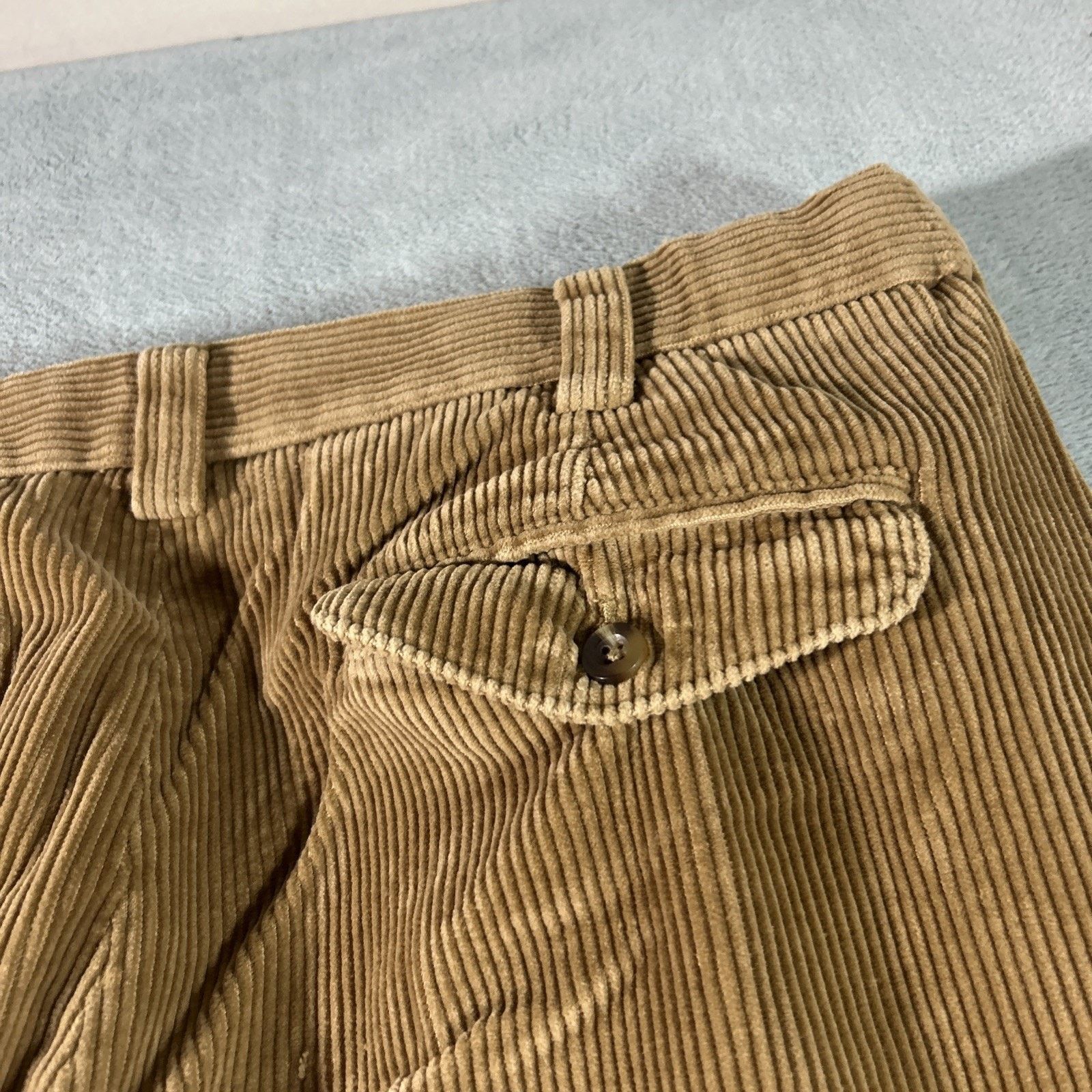 L.L. Bean LL Bean Corduroy Beyond Baggy Corduroy Pants Mens 38x29 Size US 38 / EU 54 - 11 Thumbnail