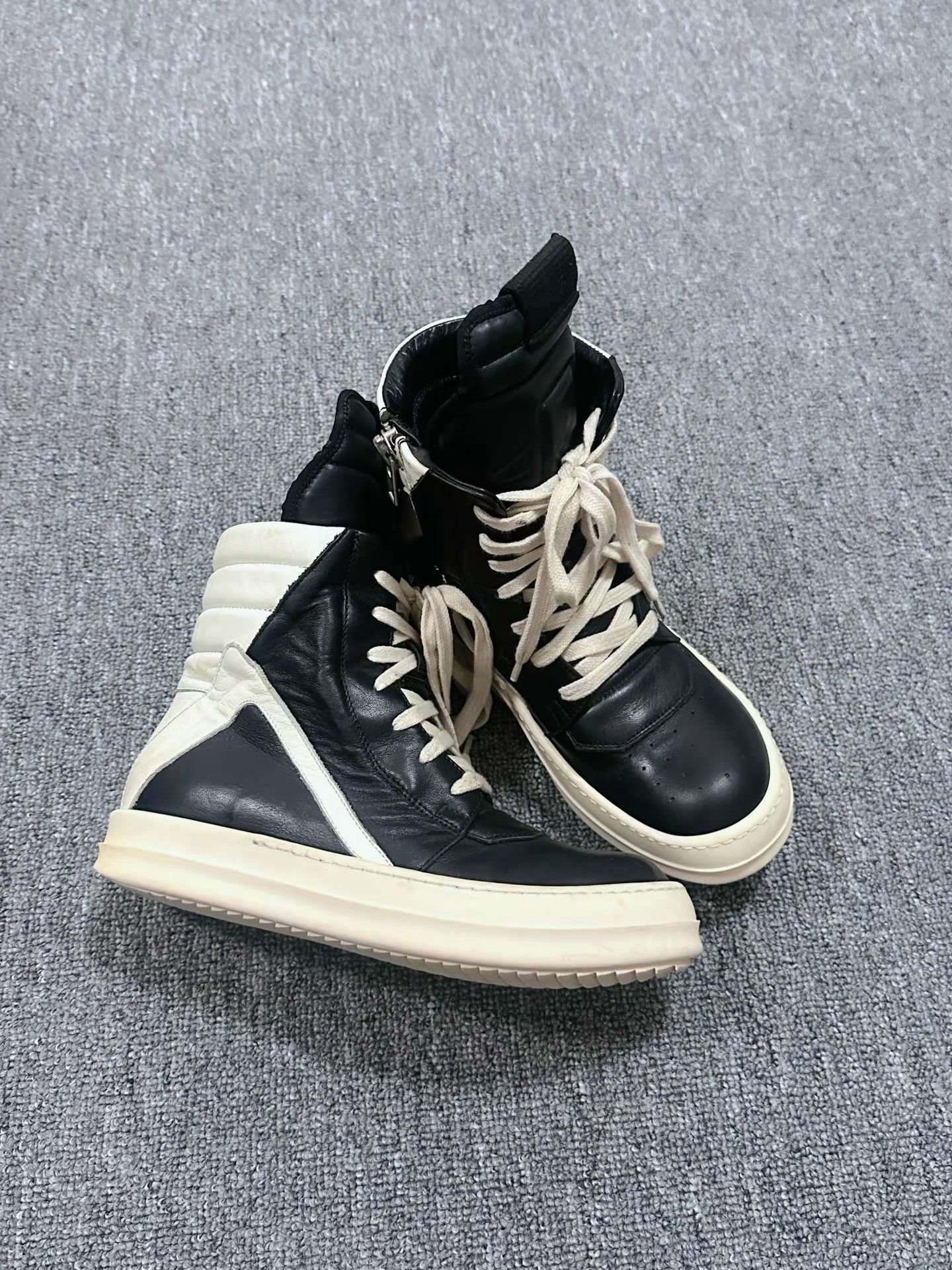 Rick Owens Rick Owens mainline Reverse Triangle sneakers Size US 5.5 / IT 35.5 - 5 Thumbnail