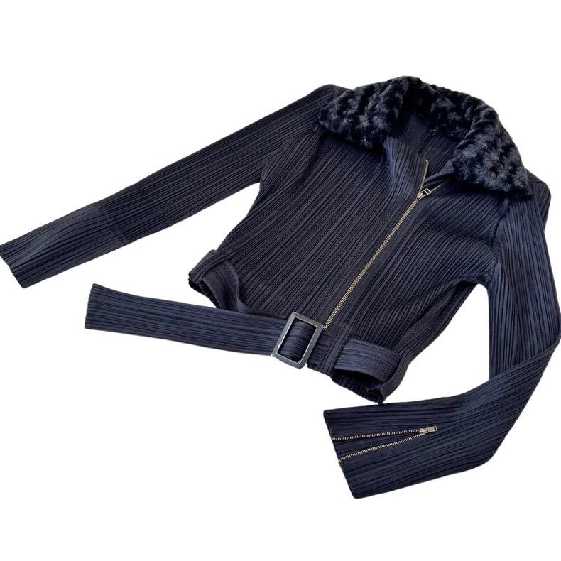 Issey Miyake Issey Miyake size:3 Black pleated coat Size XS / US 0-2 / IT 36-38 - 1 Thumbnail