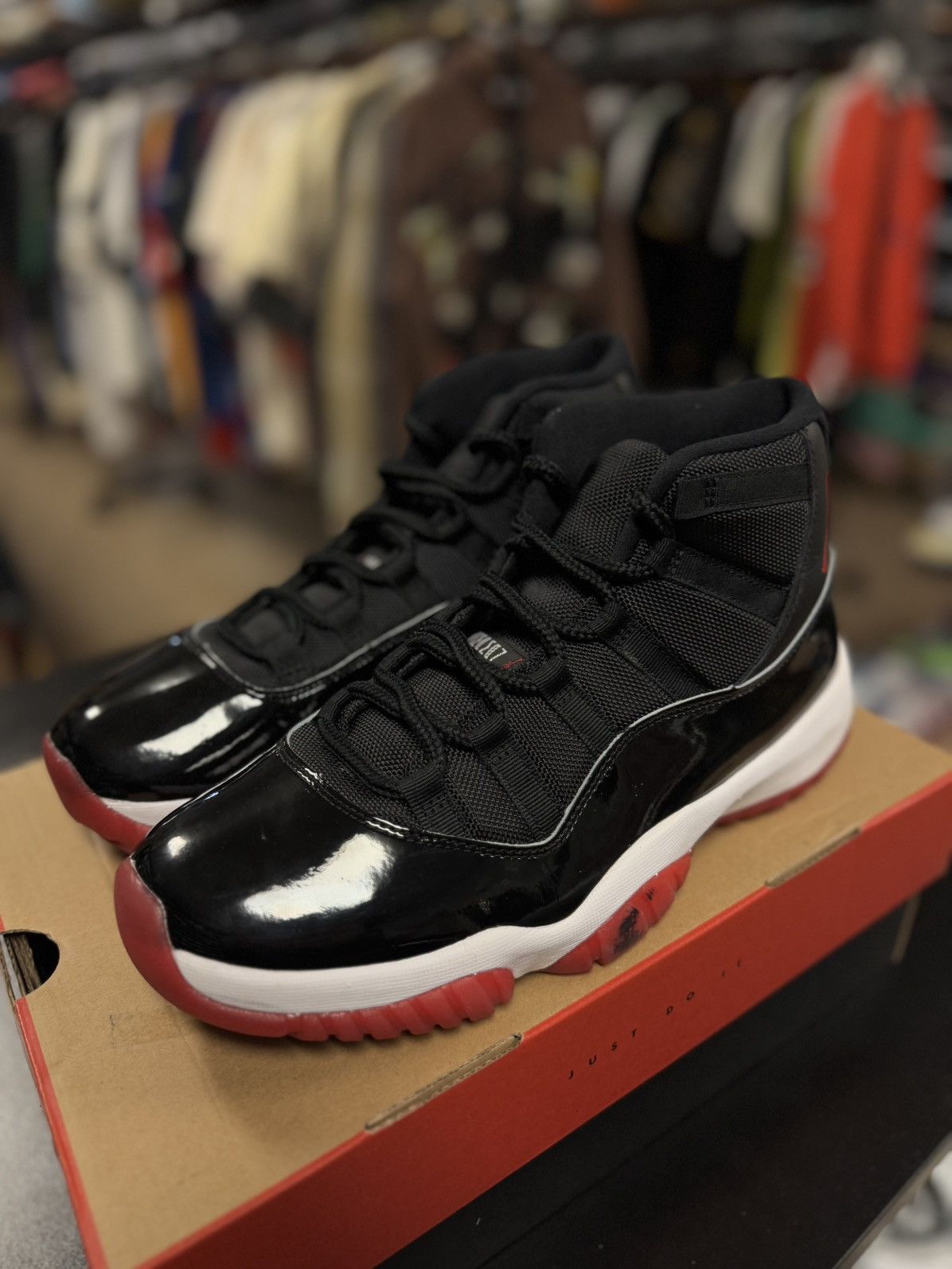 Jordan Brand × Nike Jordan 11 Bred High (378037-061) Size 9.5 W/ Box Size US 9.5 / EU 42-43 - 5 Thumbnail