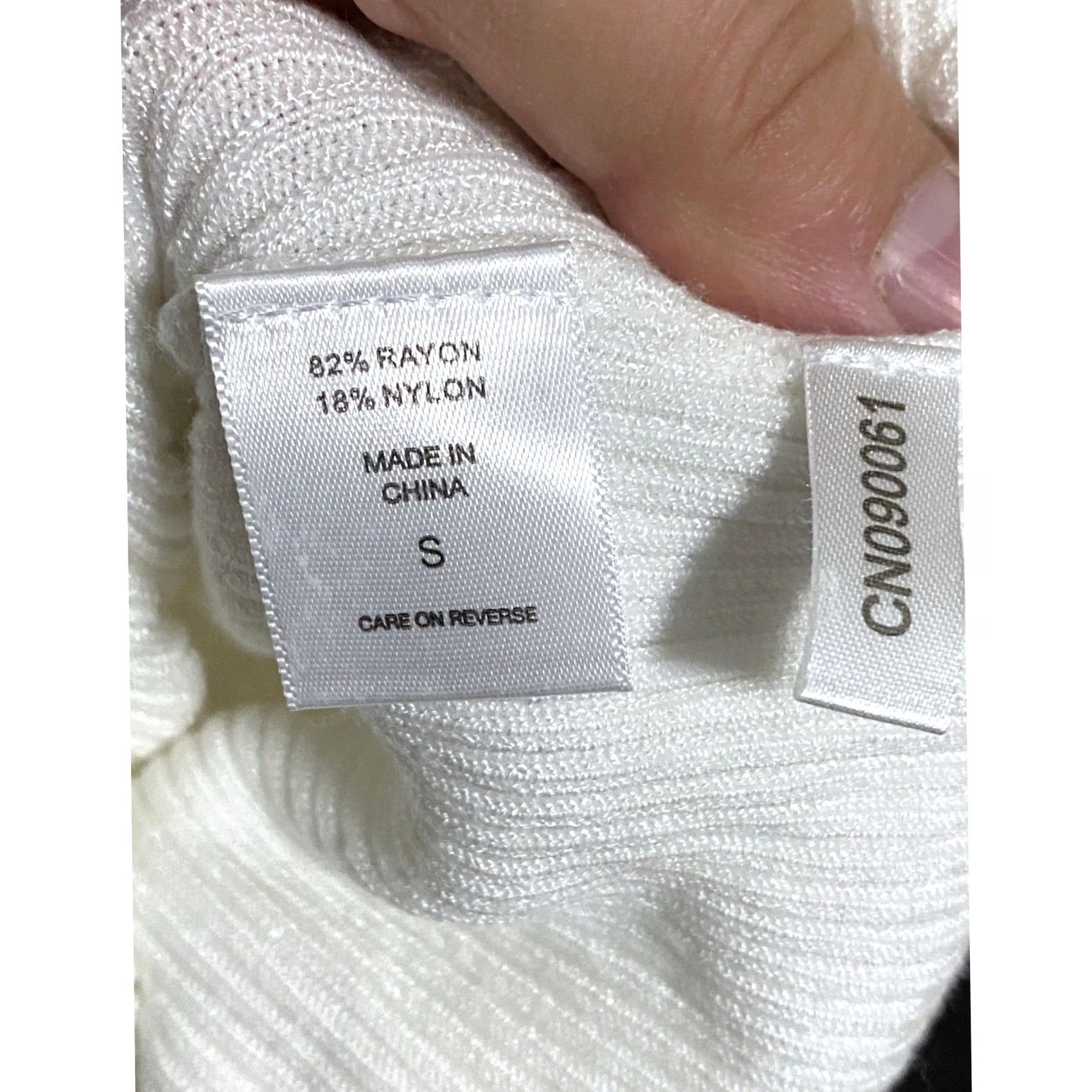 Vintage New York & Company White Ribbed Knit Top S Blouse Women Pullover Casual Workwear Y2K Size S / US 4 / IT 40 - 6 Thumbnail