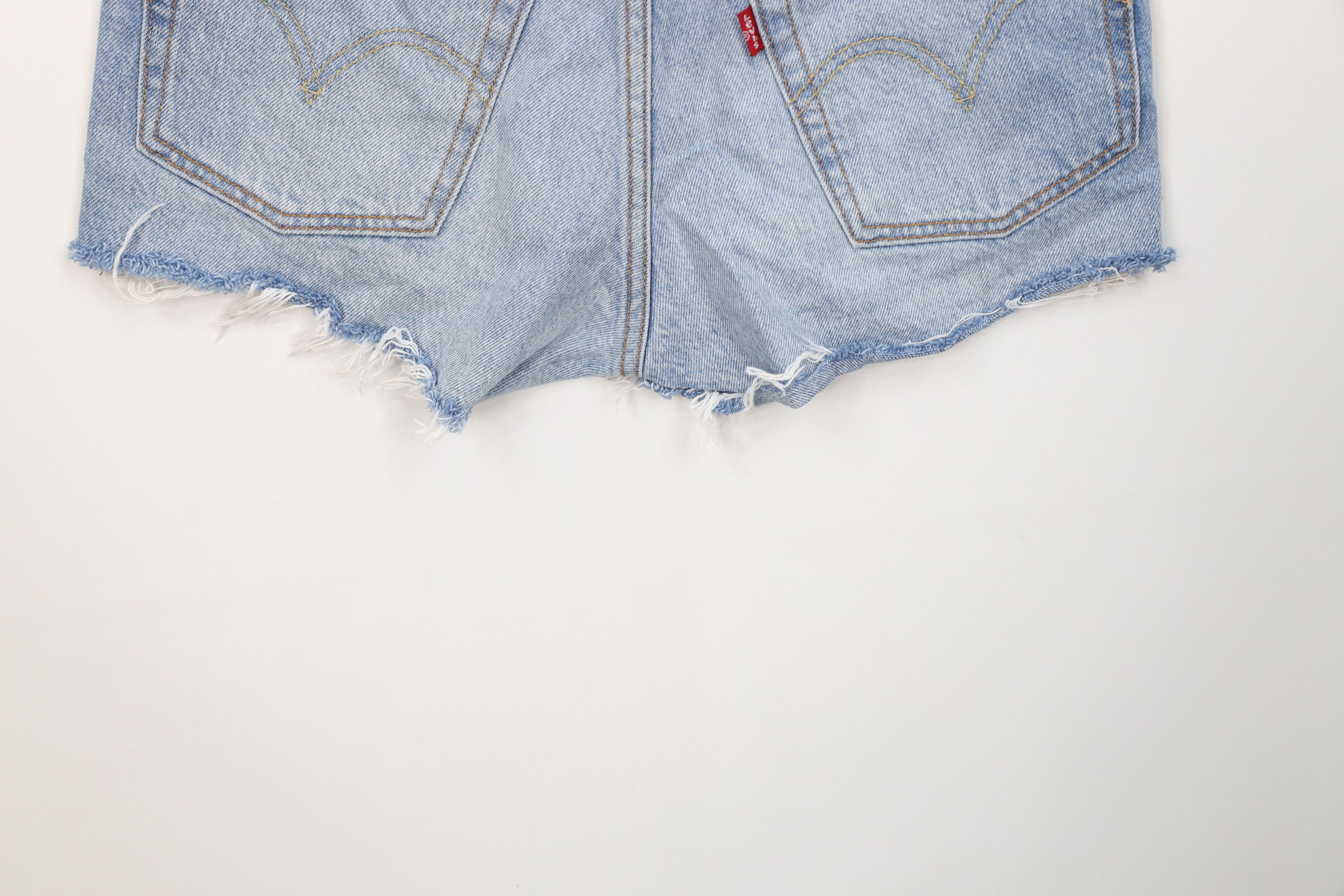 Levi's Vintage Y2K Levis 501xx Fly Flower Cut Off Denim Jean Shorts Size 24" / US 00 / IT 34 - 12 Thumbnail