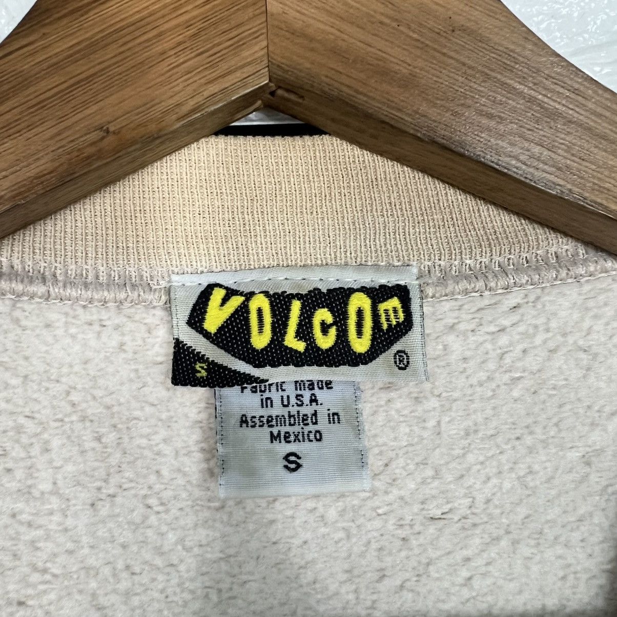 Volcom Vintage 90's VOLCOM Big Logo Crewneck Sweatshirt #4170-C191 Size US S / EU 44-46 / 1 - 10 Thumbnail