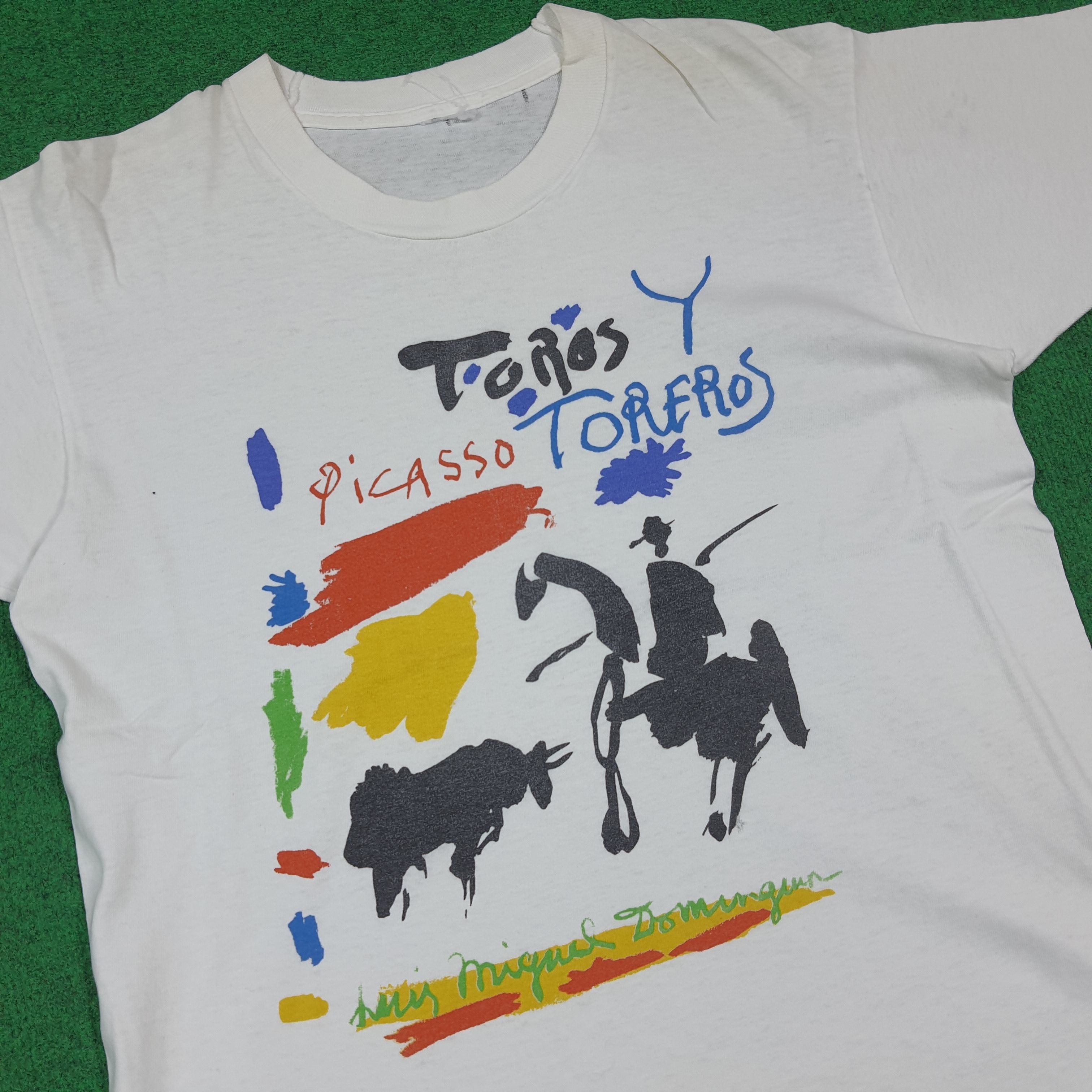 Vintage Vtg 90s Toros Y Torres Picasso Bullfighting Art Tee C294N32 Size US M / EU 48-50 / 2 - 2 Thumbnail