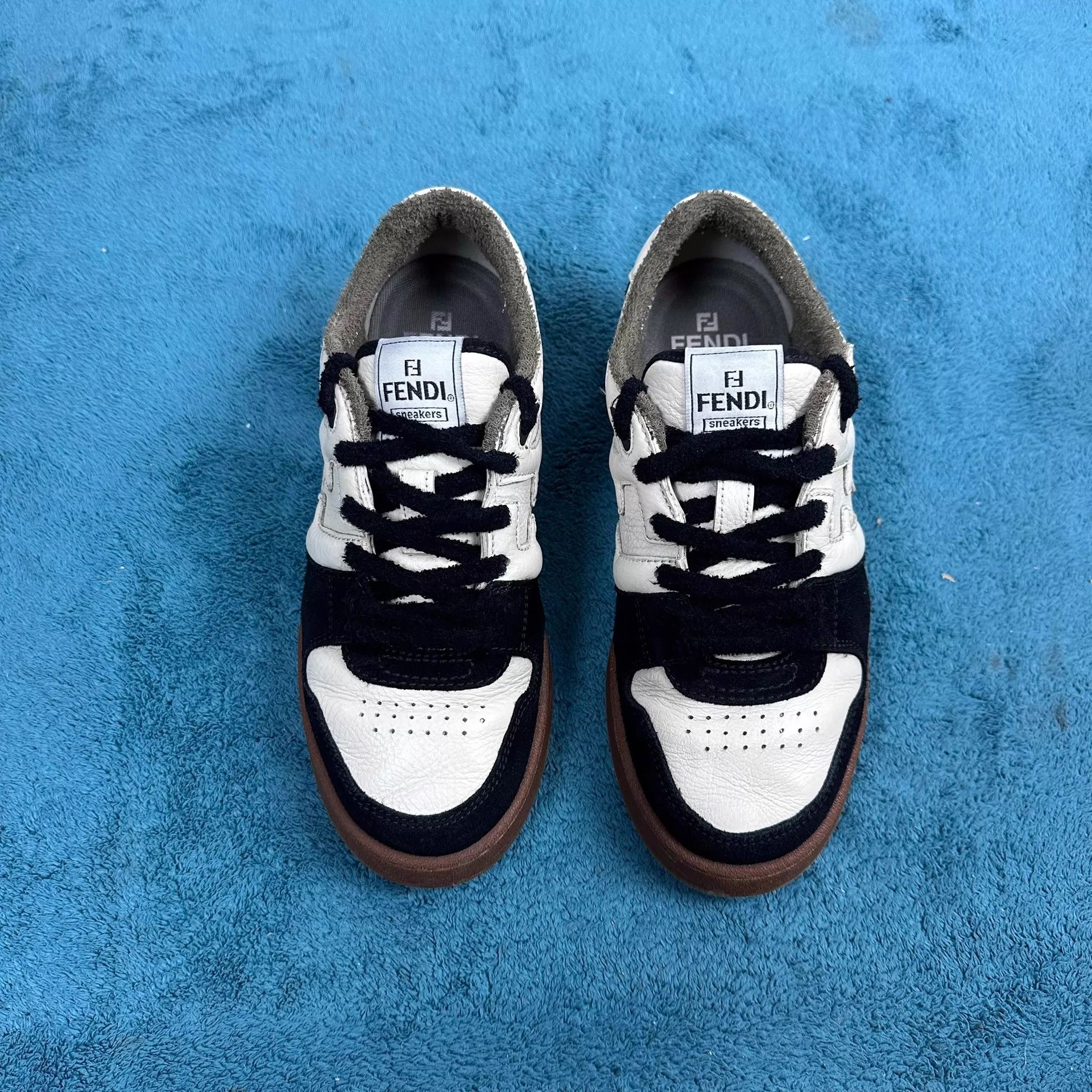 Fendi Fendi Match Cowhide LT Sneakers B/W Size 5.5/39.5 Size US 9 / EU 42 - 1 Thumbnail